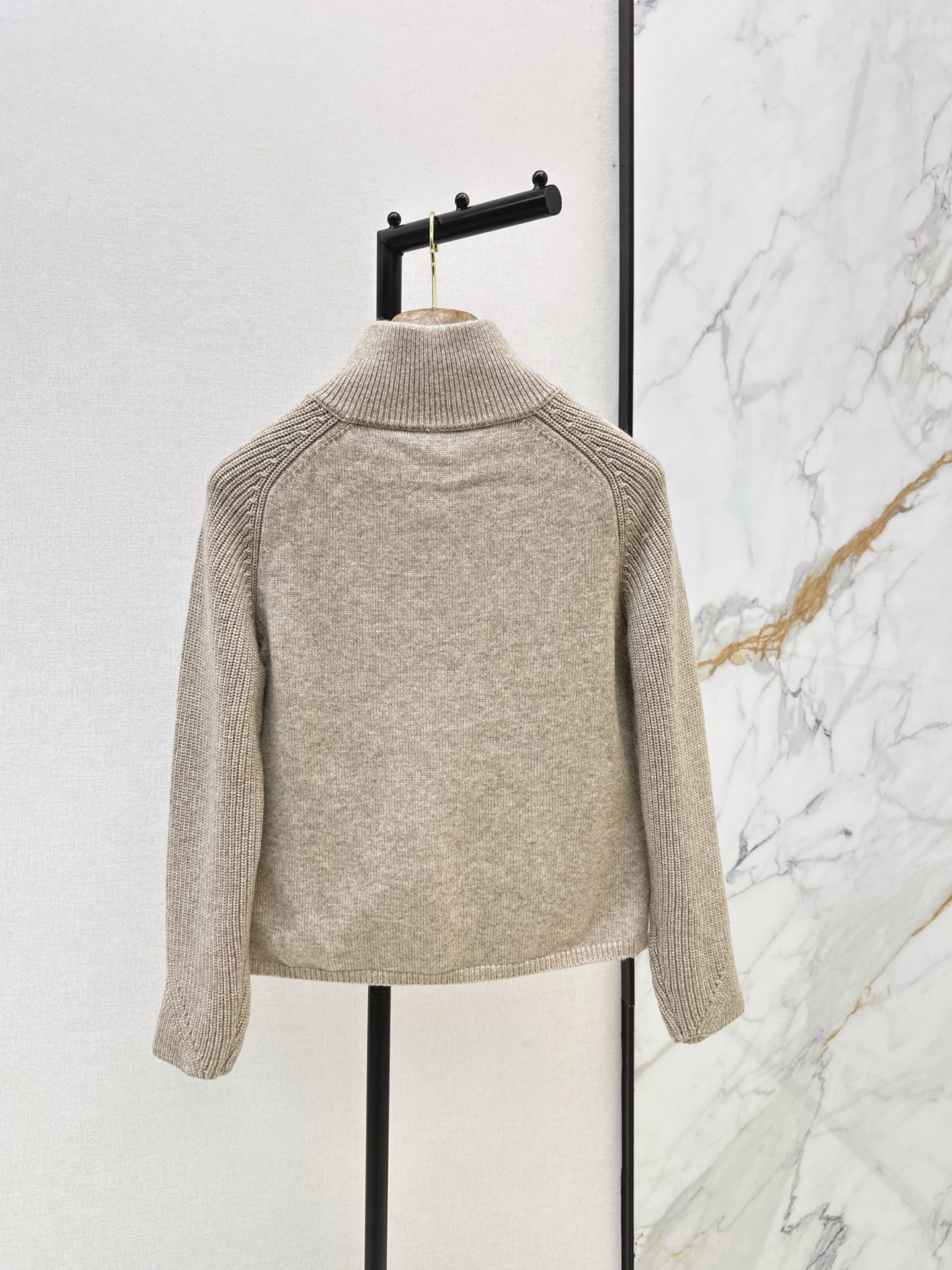 Brun 26fw knit contract down jacket