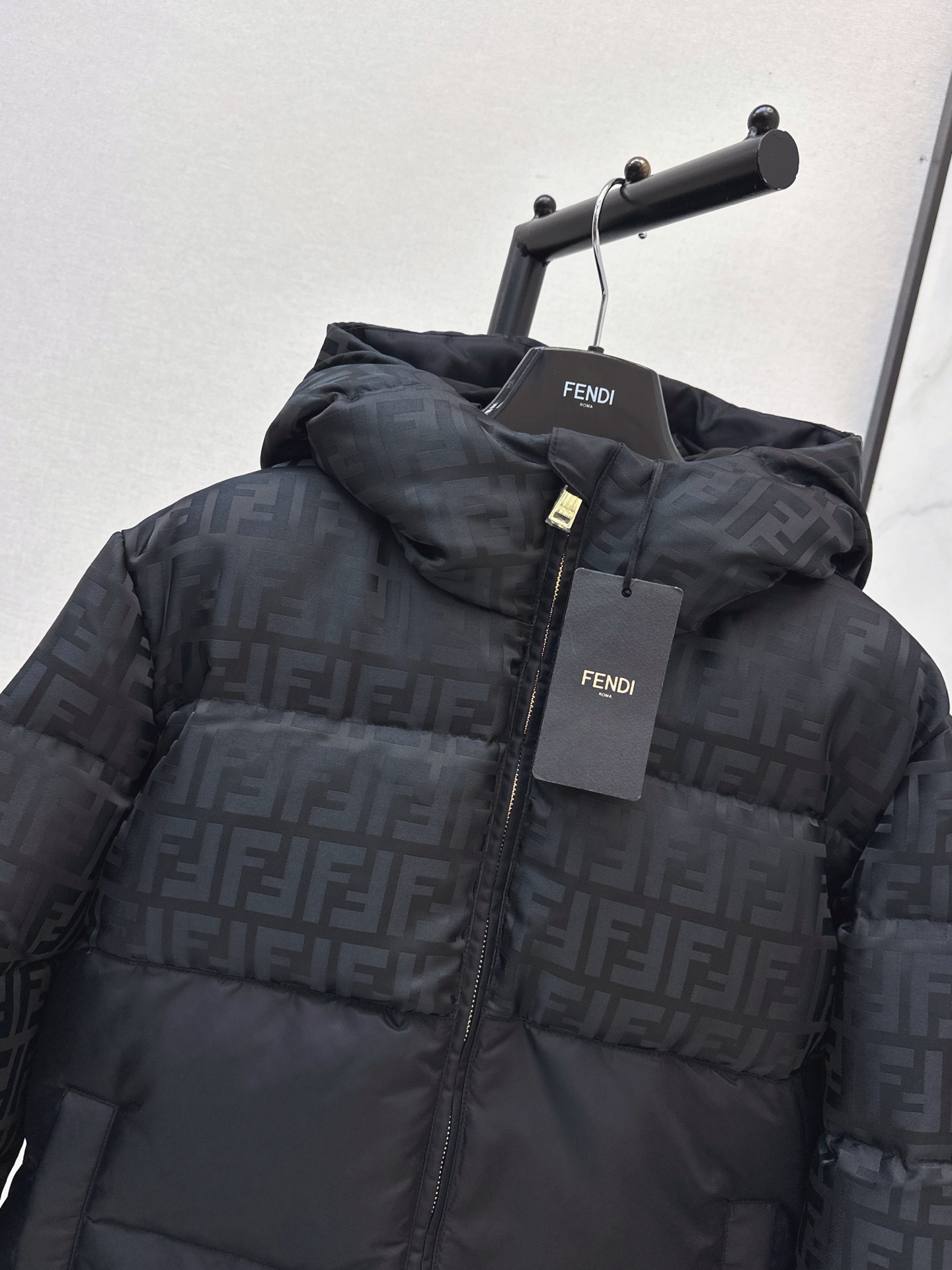 Fen 26fw jacquard hooded down jacket