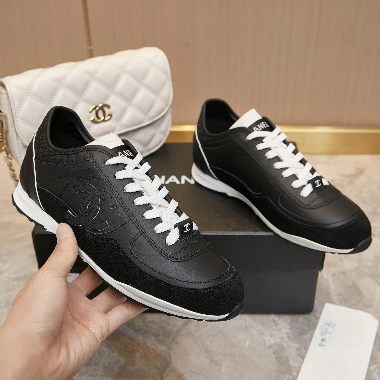 Ch sneakers