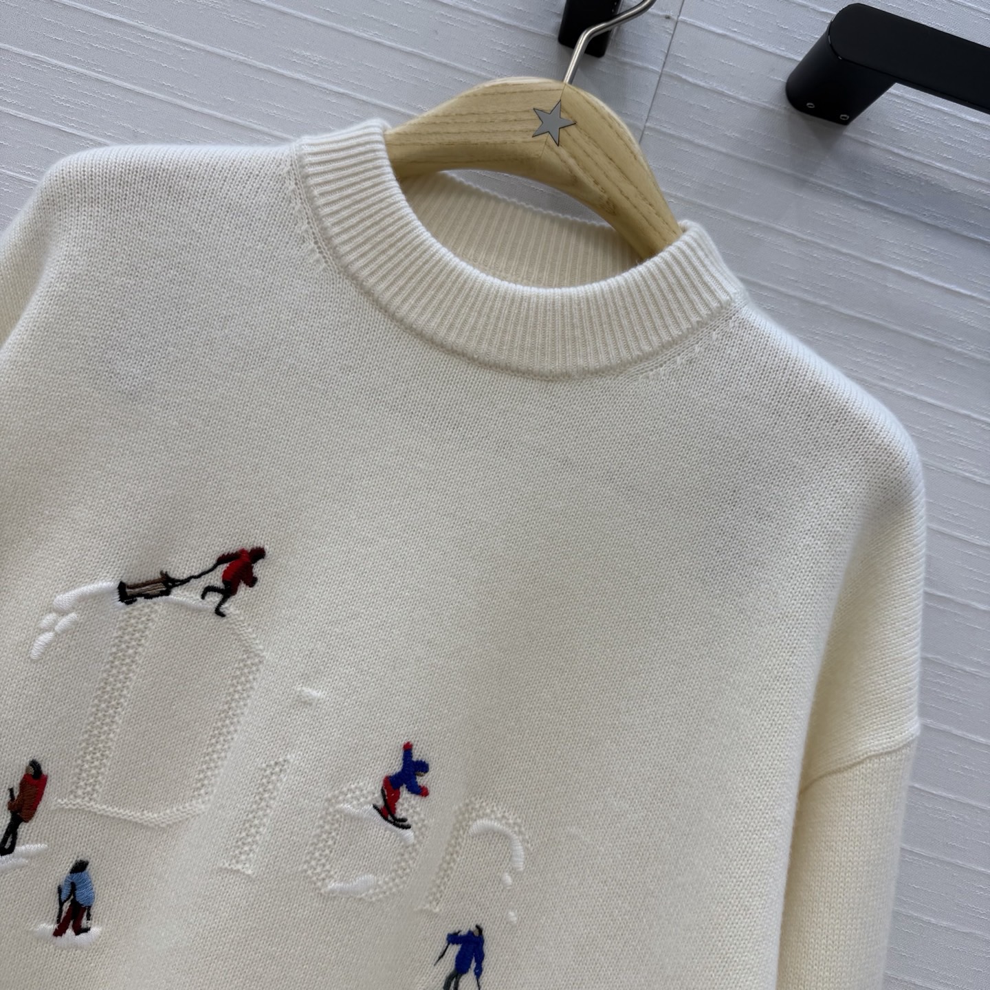 Dio 26fw cashmere sweater
