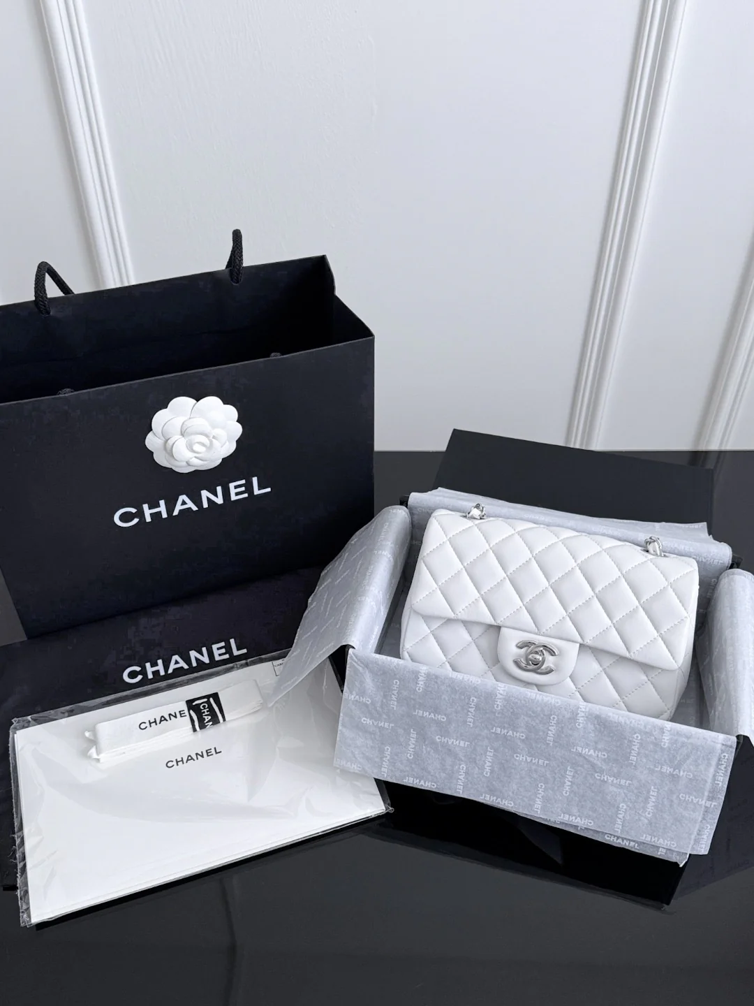 Chan cf20 chain shoulder bag