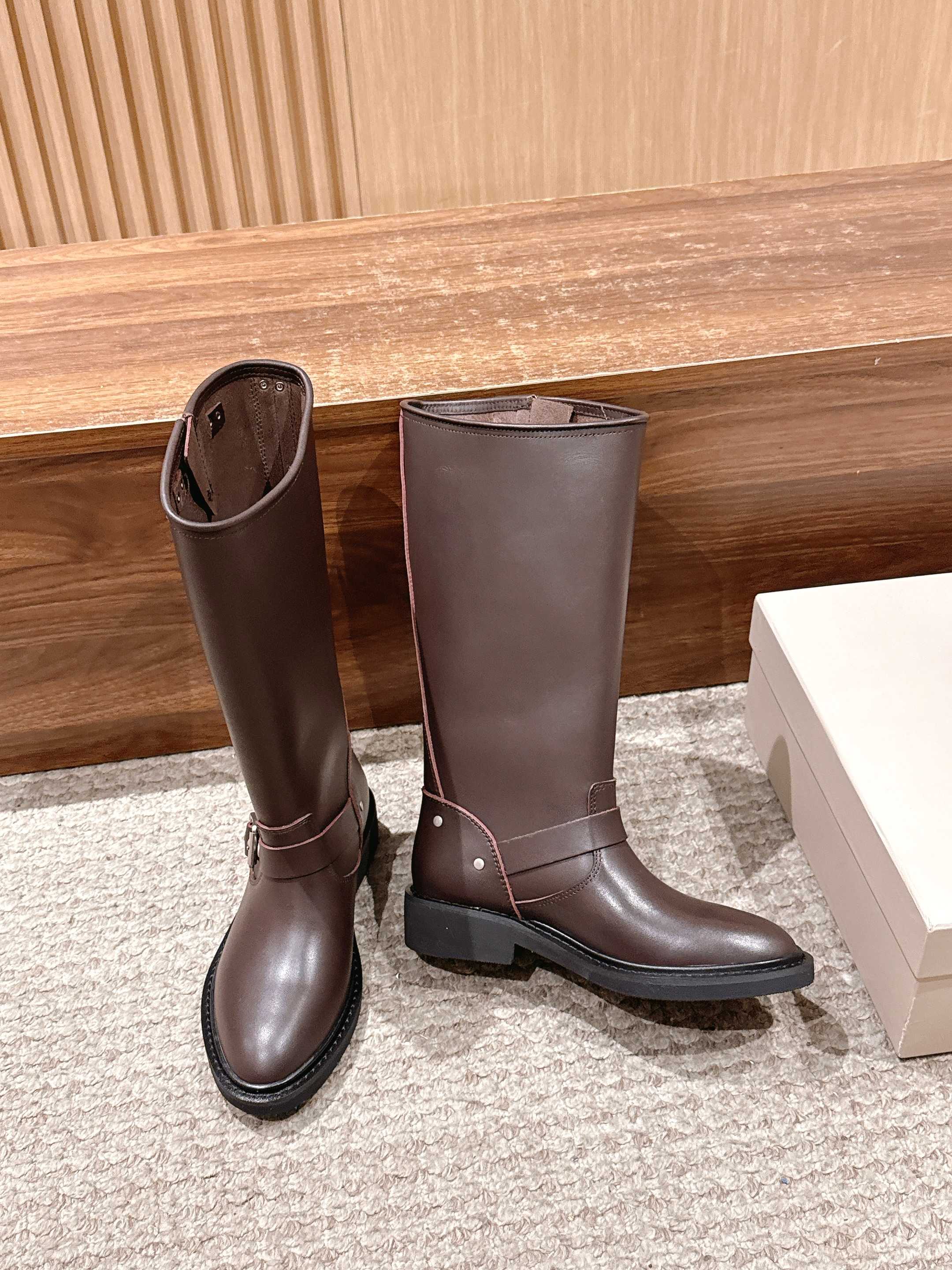 Gold 25fw boots