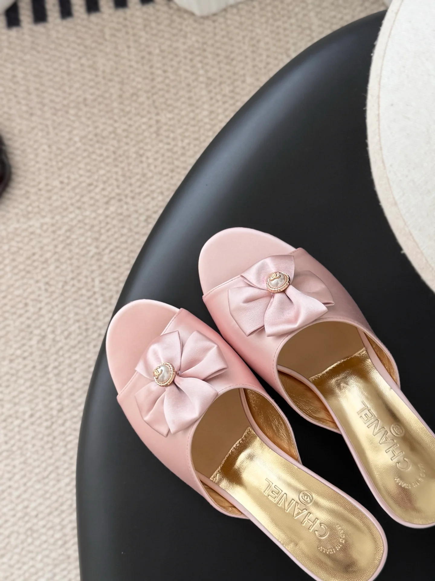 Chan 26ss kitten heel slides