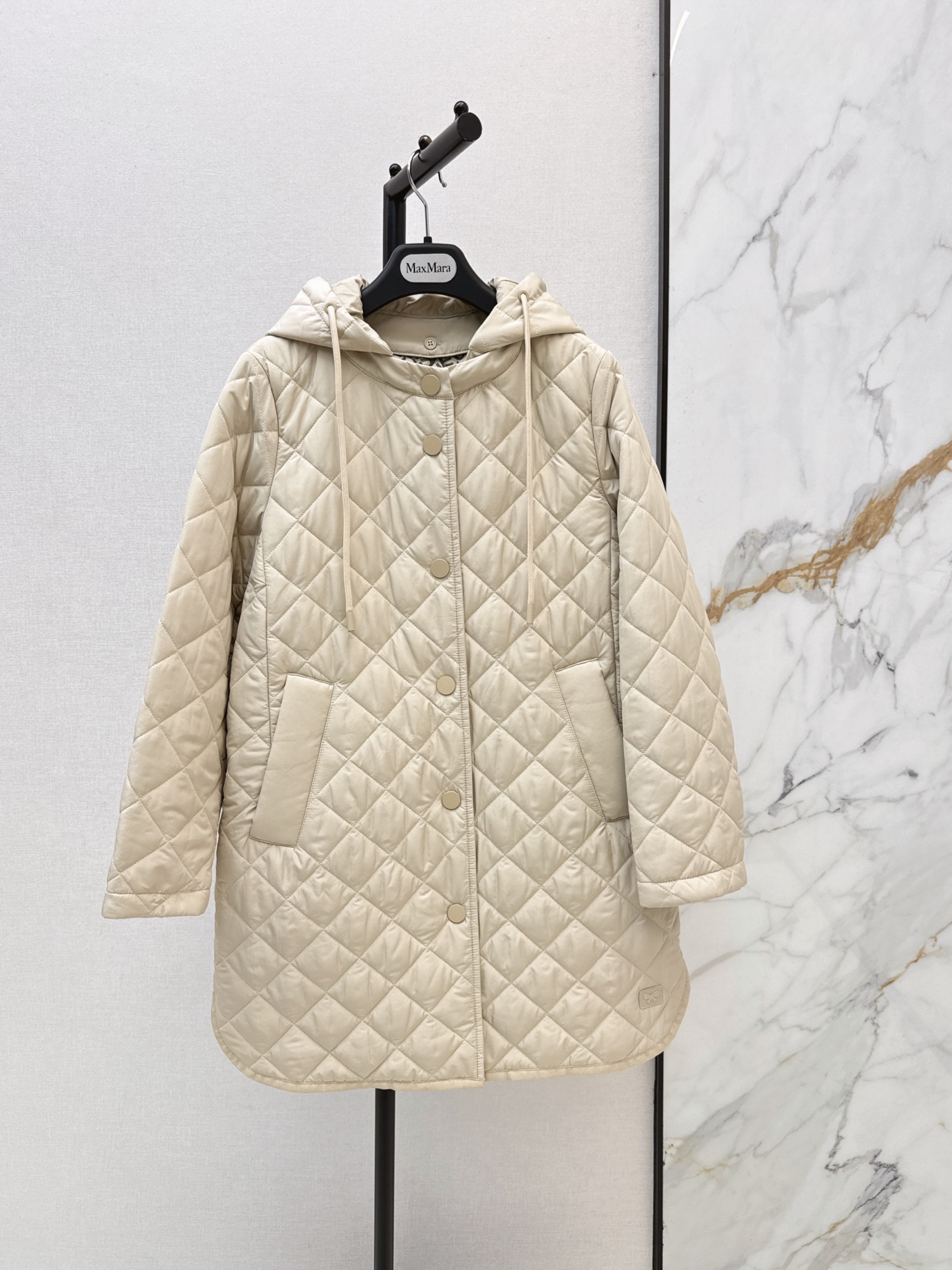 Max 26fw hooded padded jacket