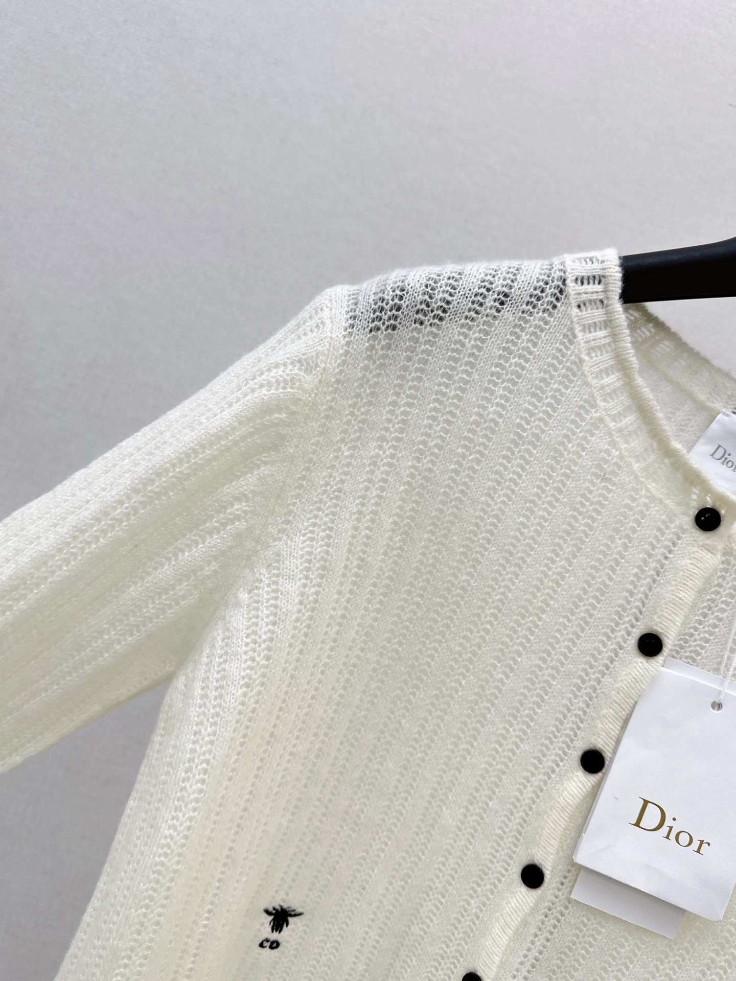 CD 26fw bee embroidery cardigan