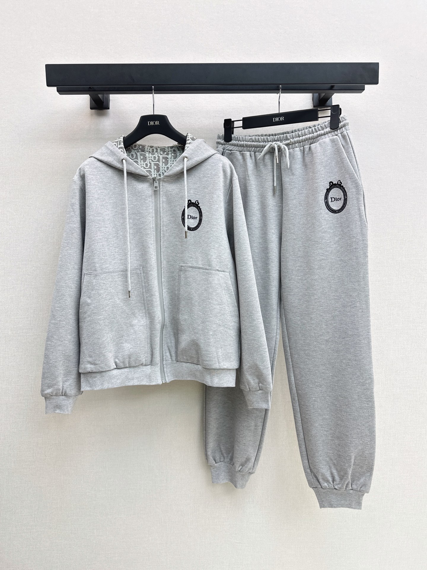 CD 26fw reversible hooded jacket pants sets