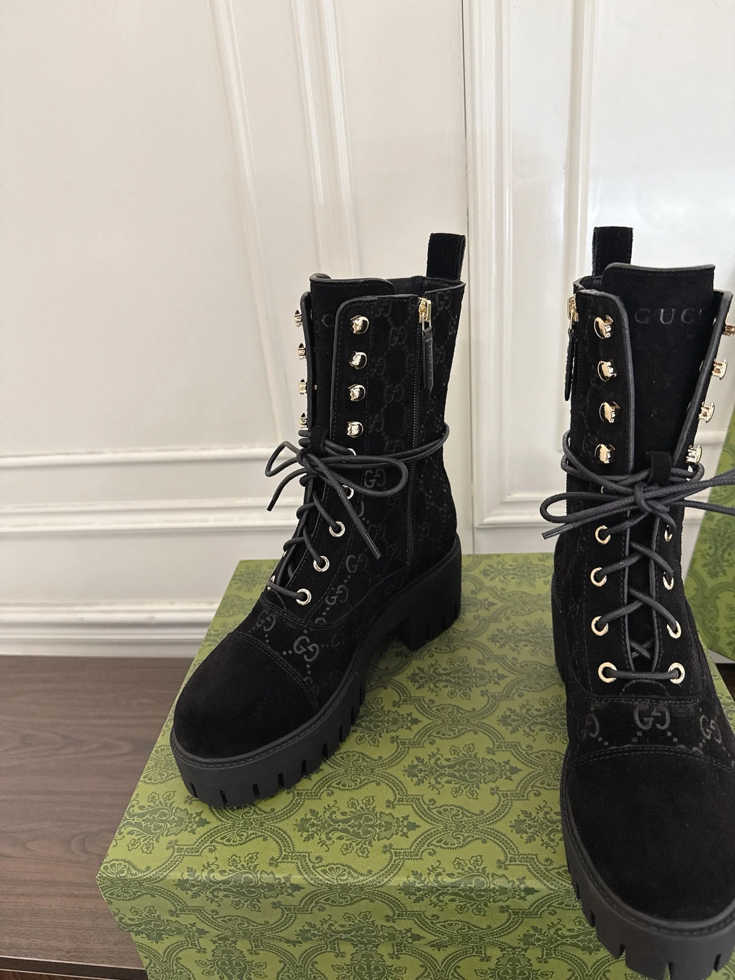 Gucc 25fw ankle boots