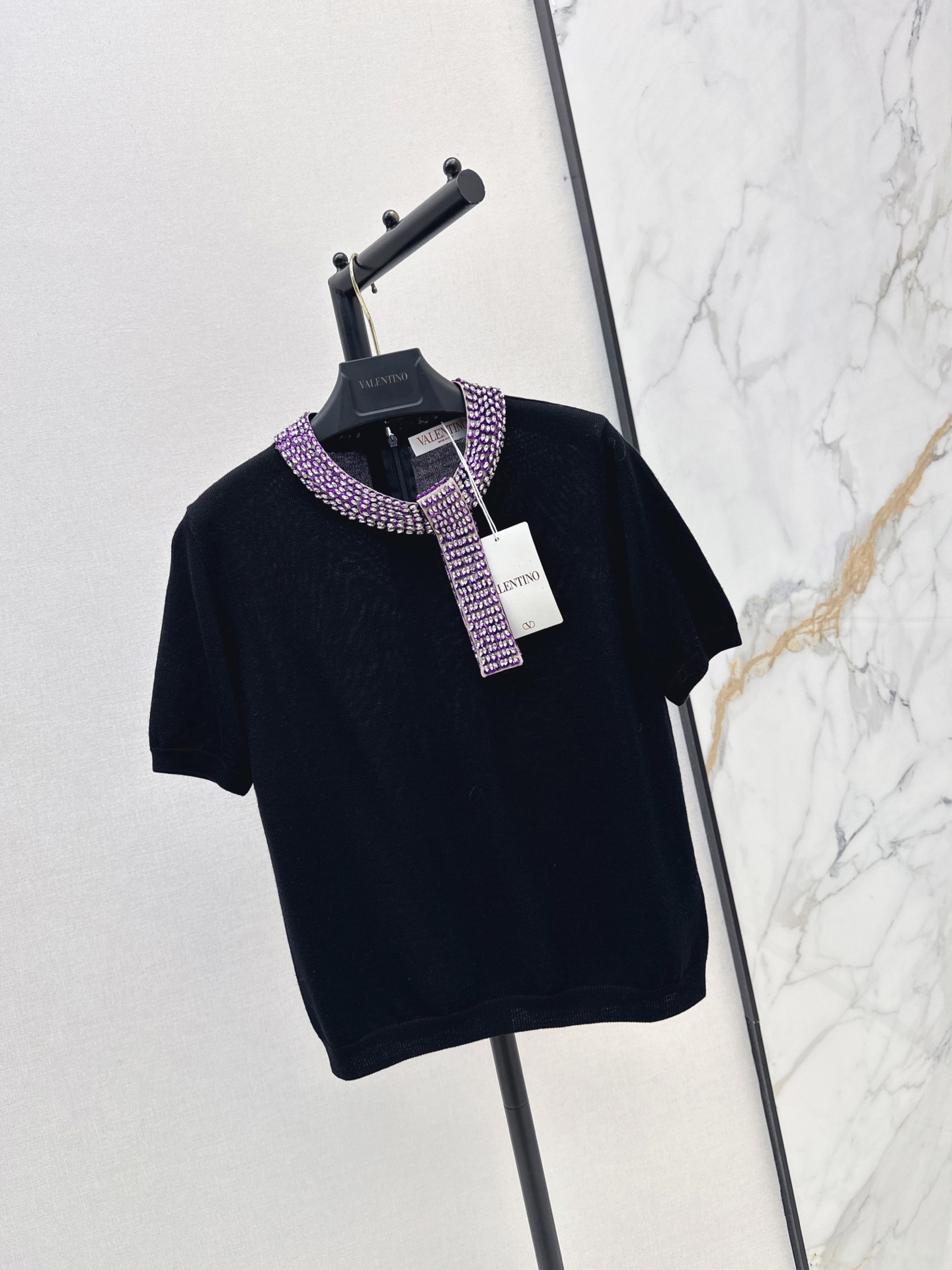 Valen 26fw rhinestone ribbon knit top