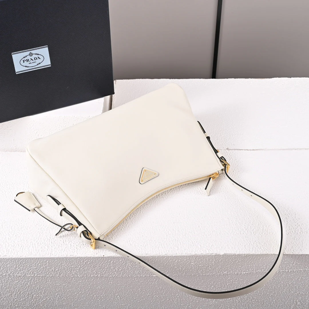PD  Aimée large leather shoulder bag