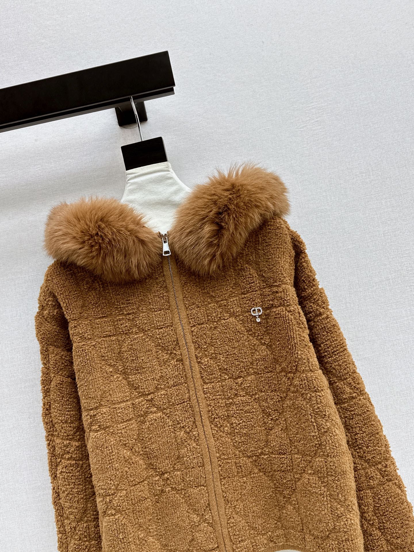 CD 26fw fur-trim hooded jacket