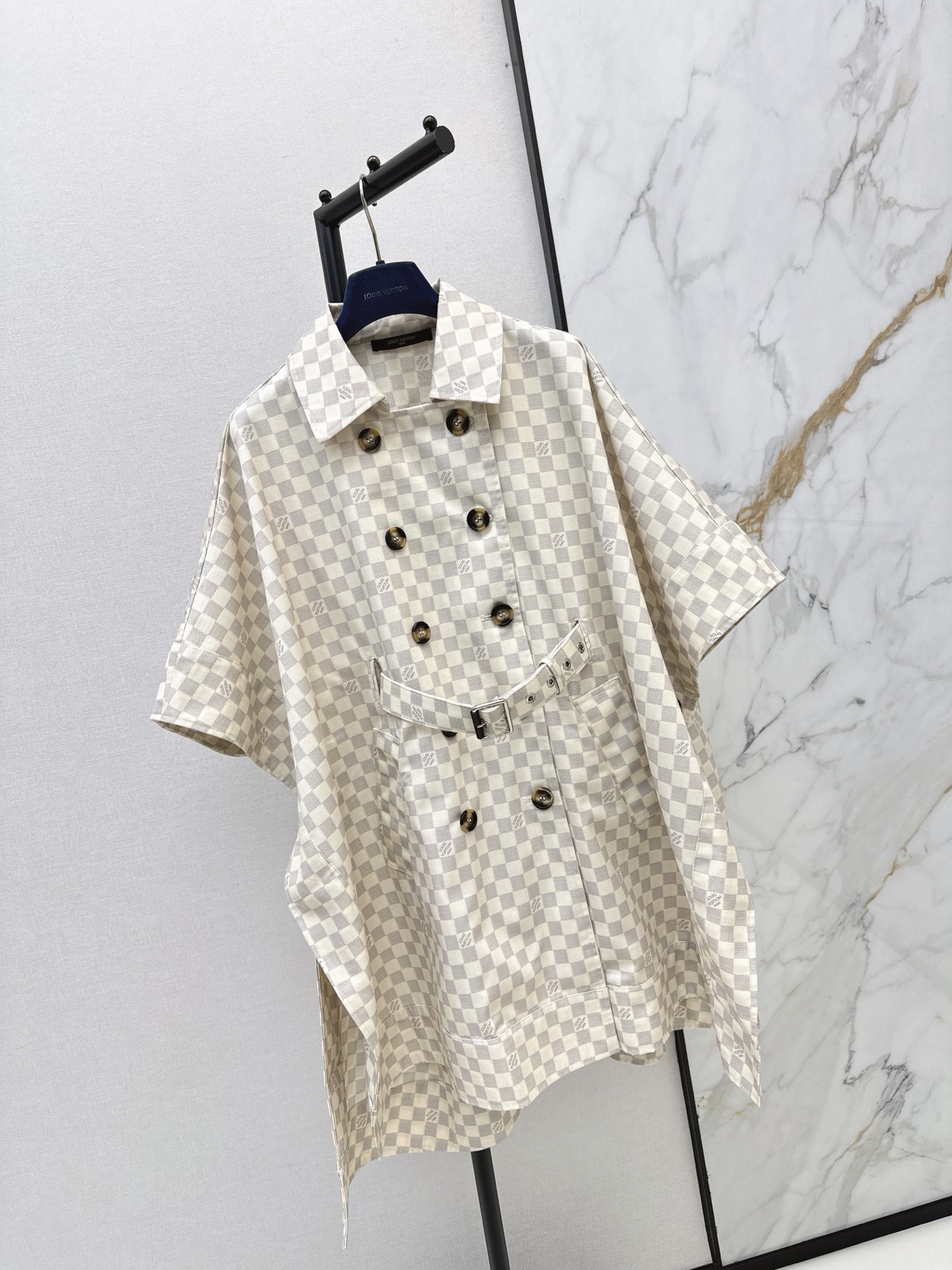 Loui 26fw check cape jacket