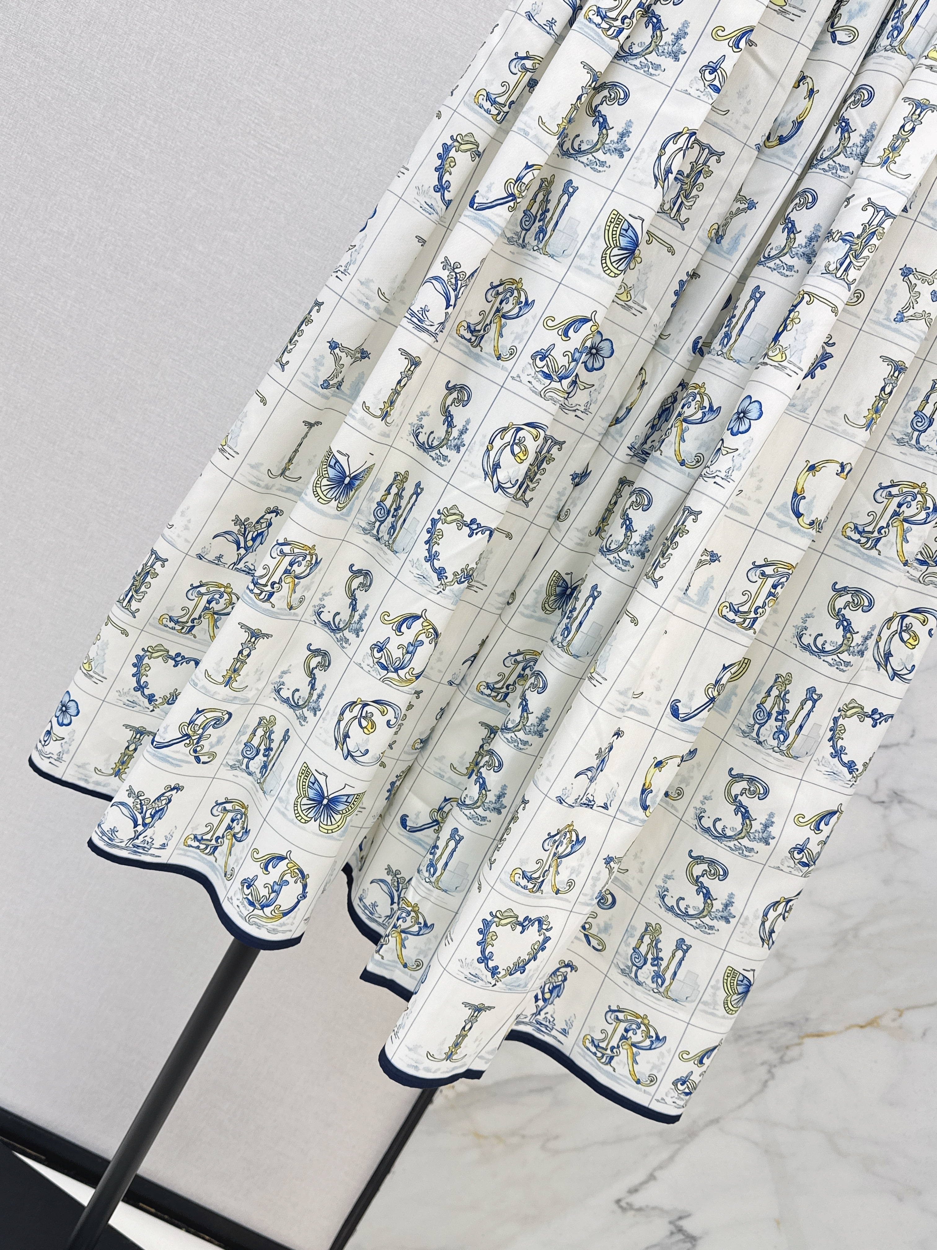 CD 26ss print skirt