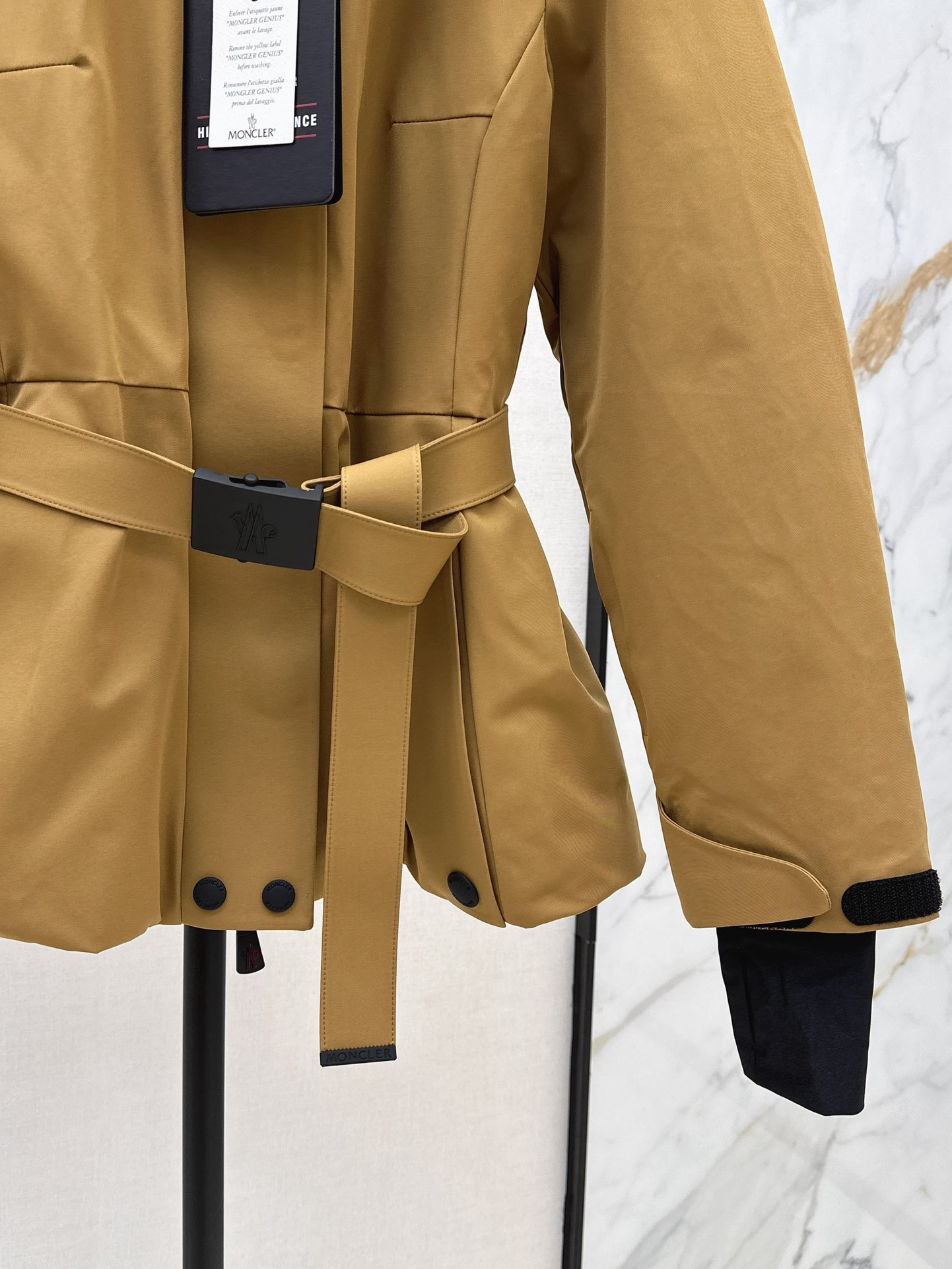 Monc 26fw hooded ski down jacket