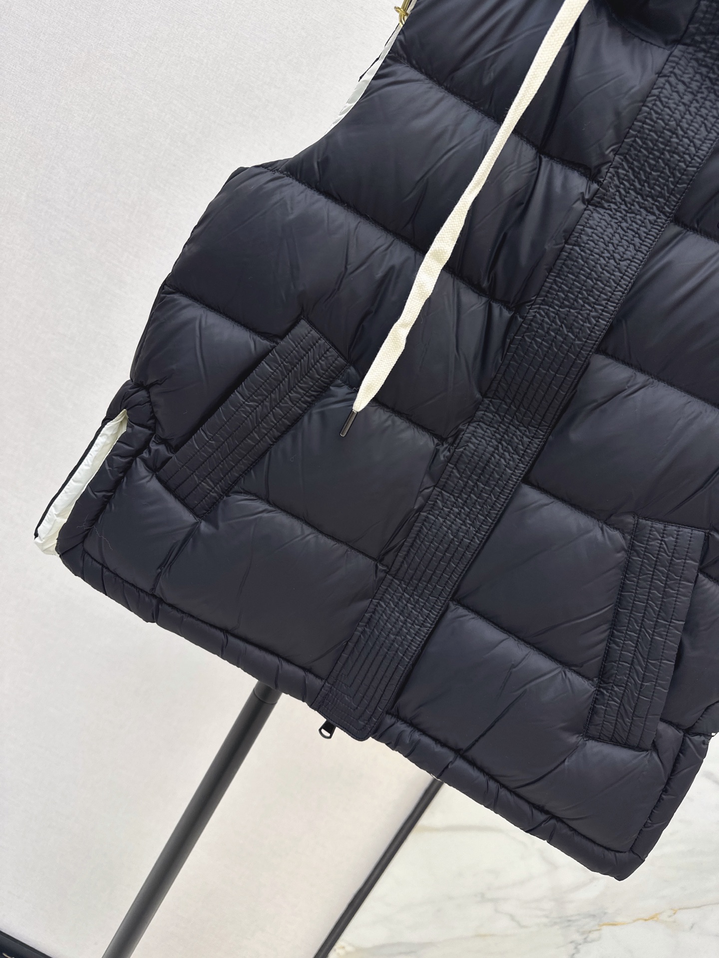 Brun 26fw hooded down vest
