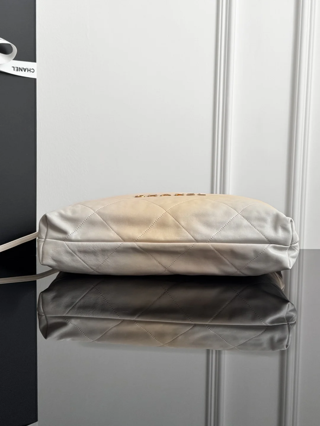Chan 22 bag handbag