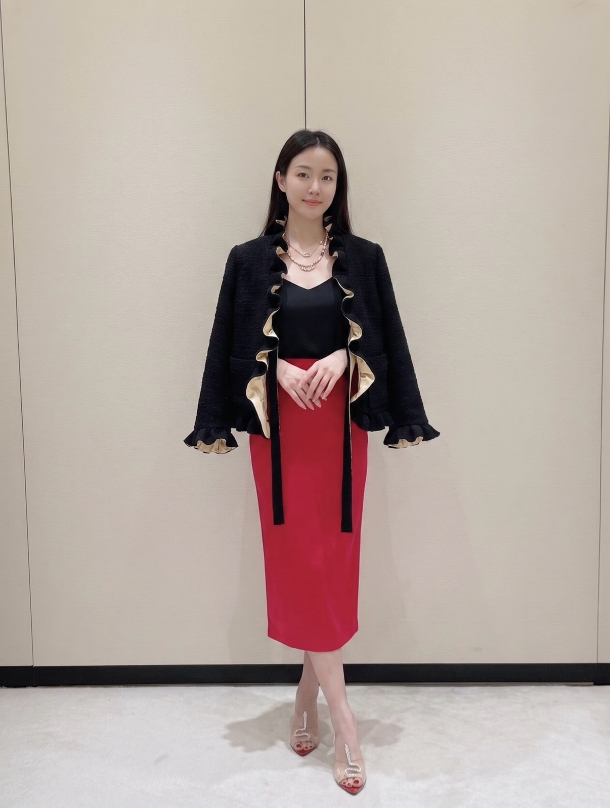 Valen 26fw ruffle jacket