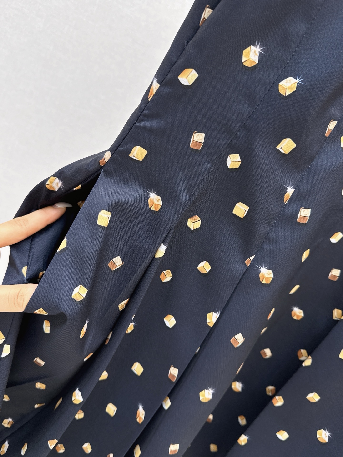Loui 26ss polka dots dress