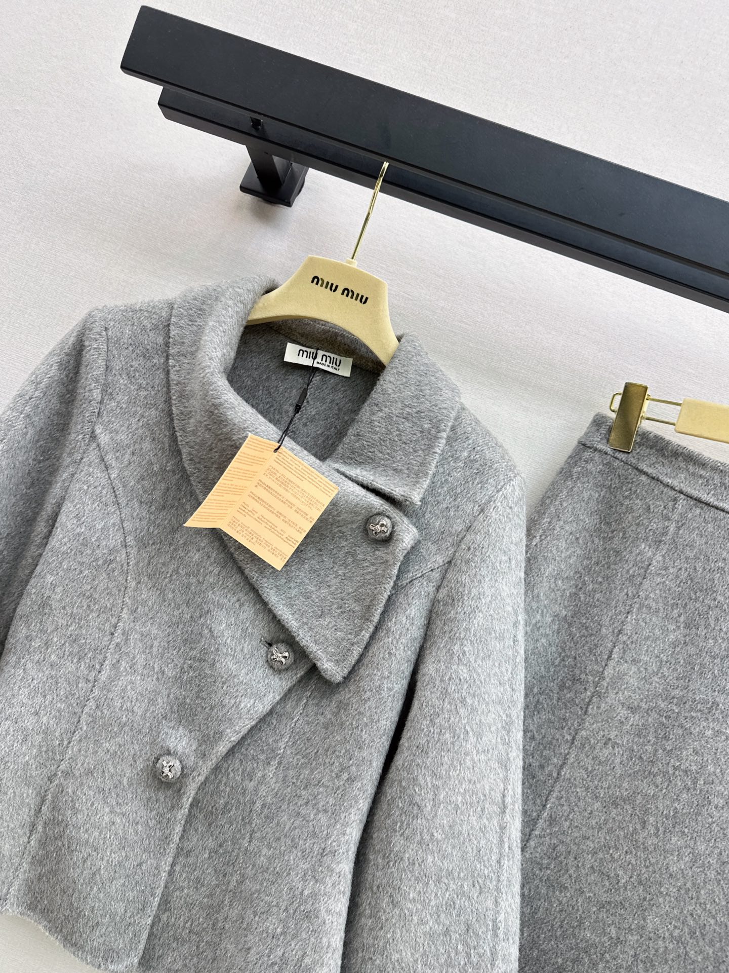 Miu 26fw woolen cropped jacket mermaid skirt sets