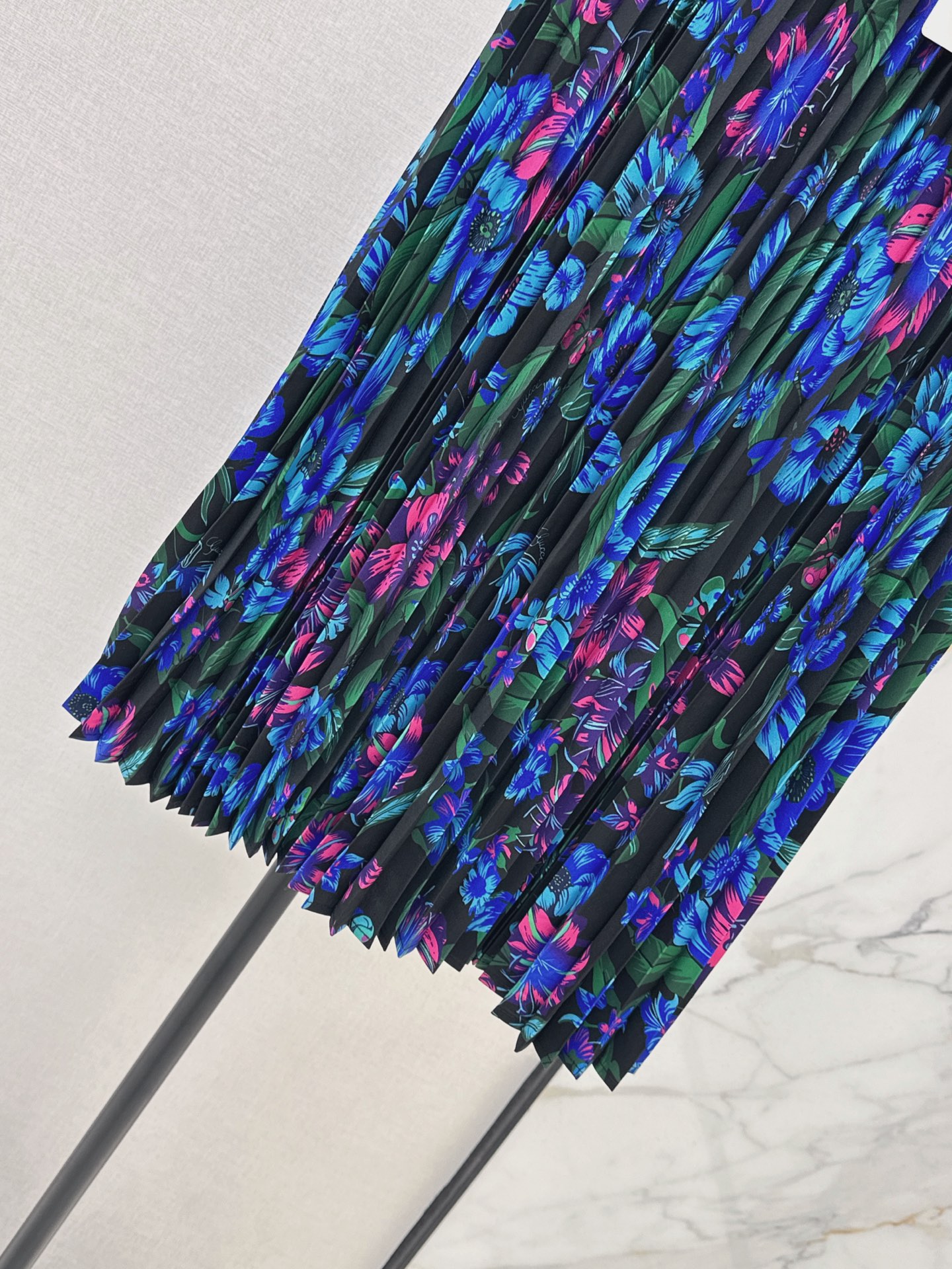 Guc 26fw print floarl pleated skirt