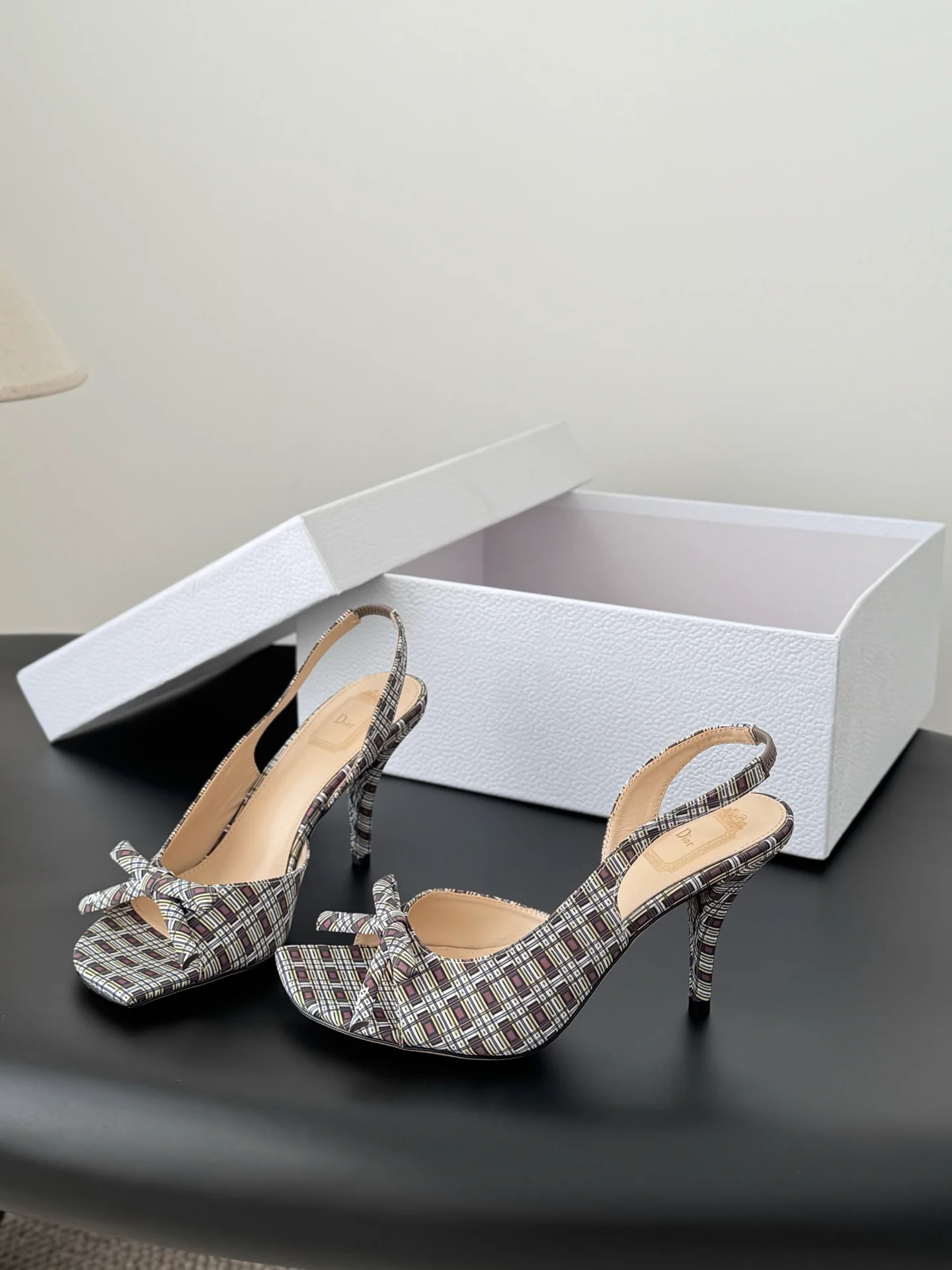 CD 26ss slingback heels