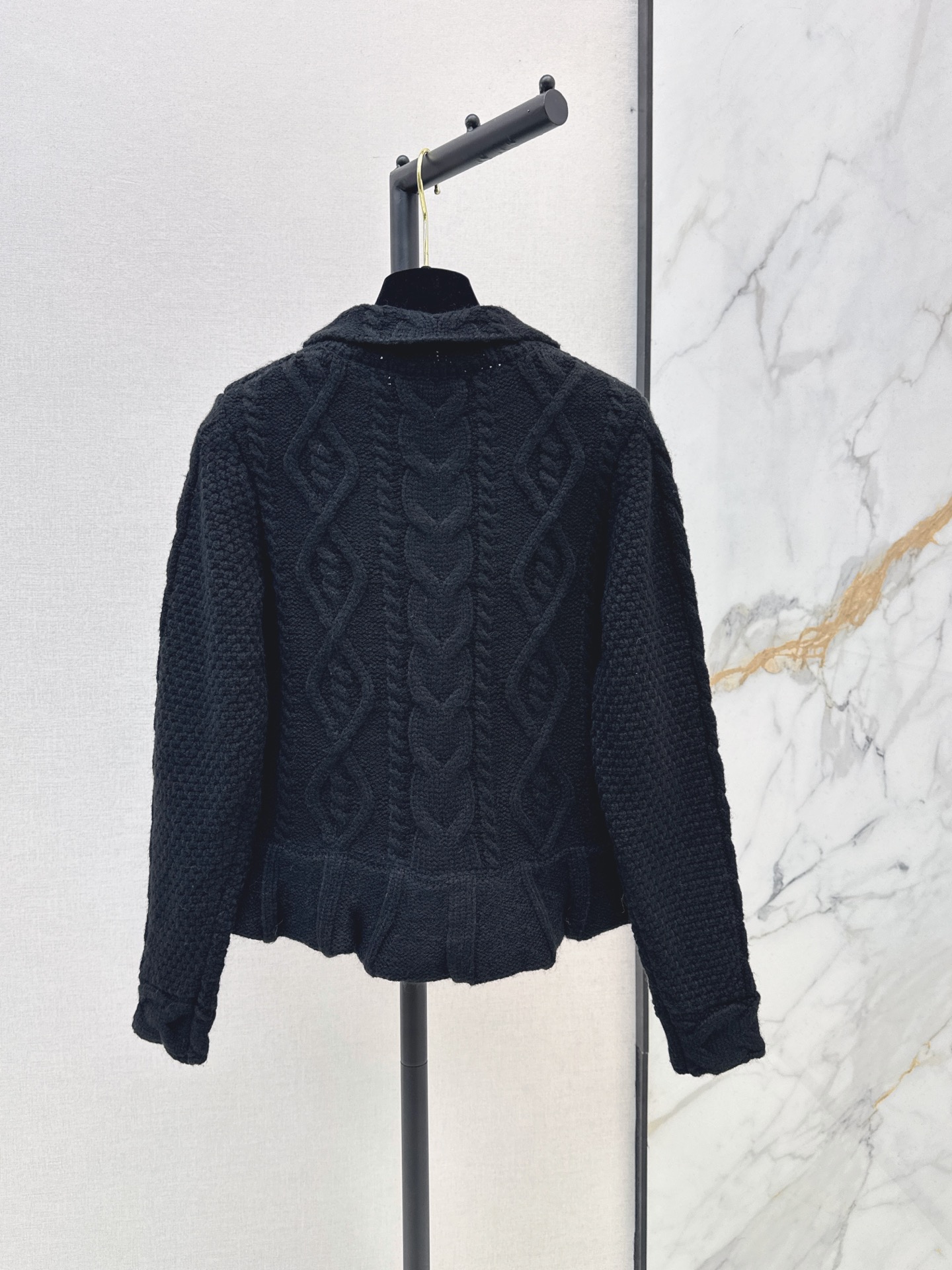 Chan 26fw reffule knit cardigan