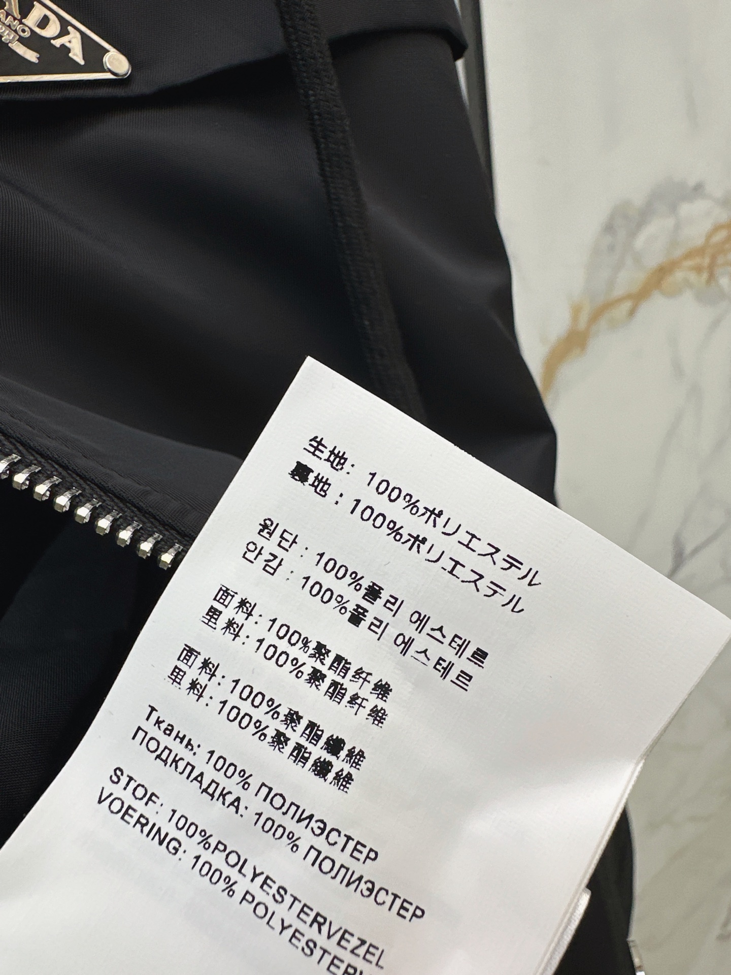 Pra 26fw cropped hooded jacket