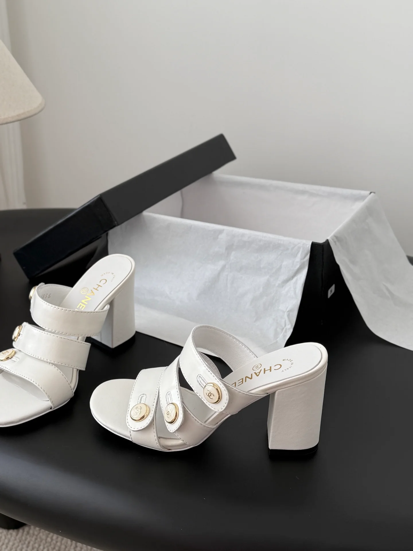 Chan 26ss high*heel sandals