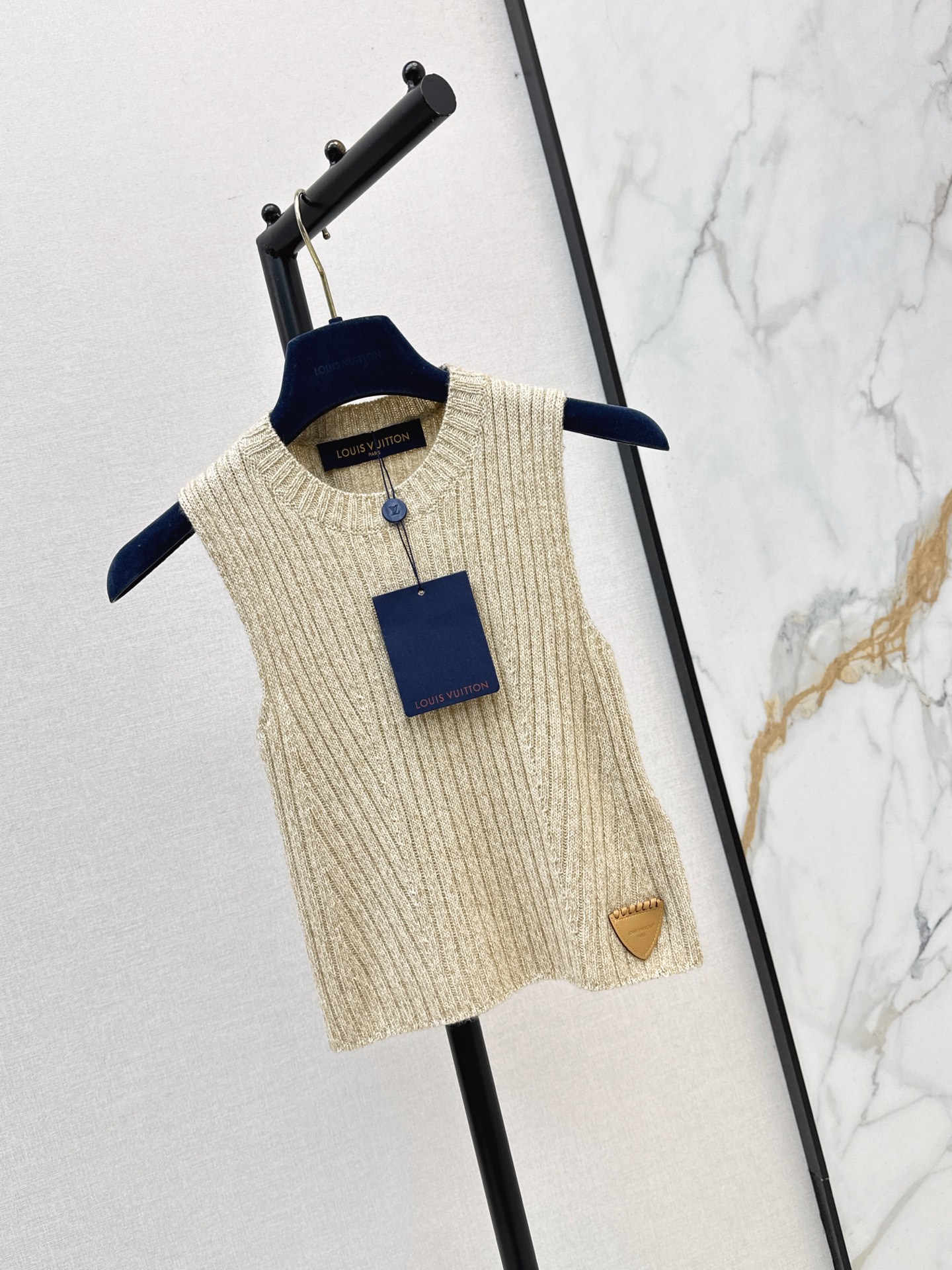Loui 26fw knit vest
