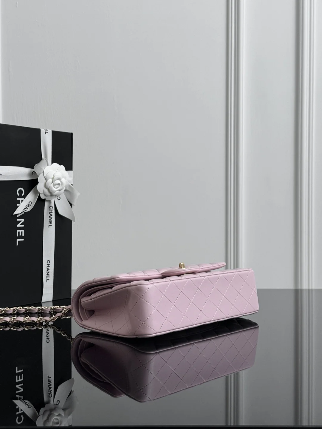 Chan cf25 chain shoulder bag