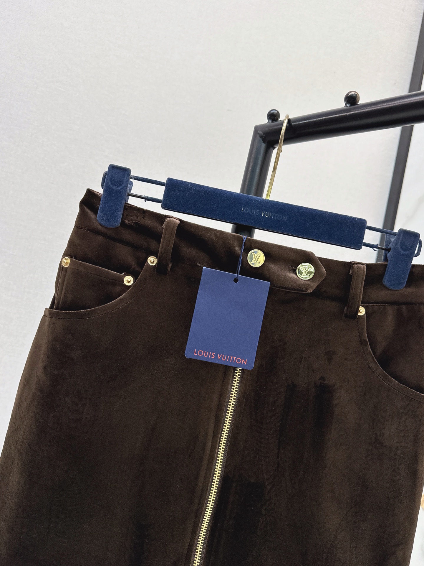 Loui 26fw zip-up skirt
