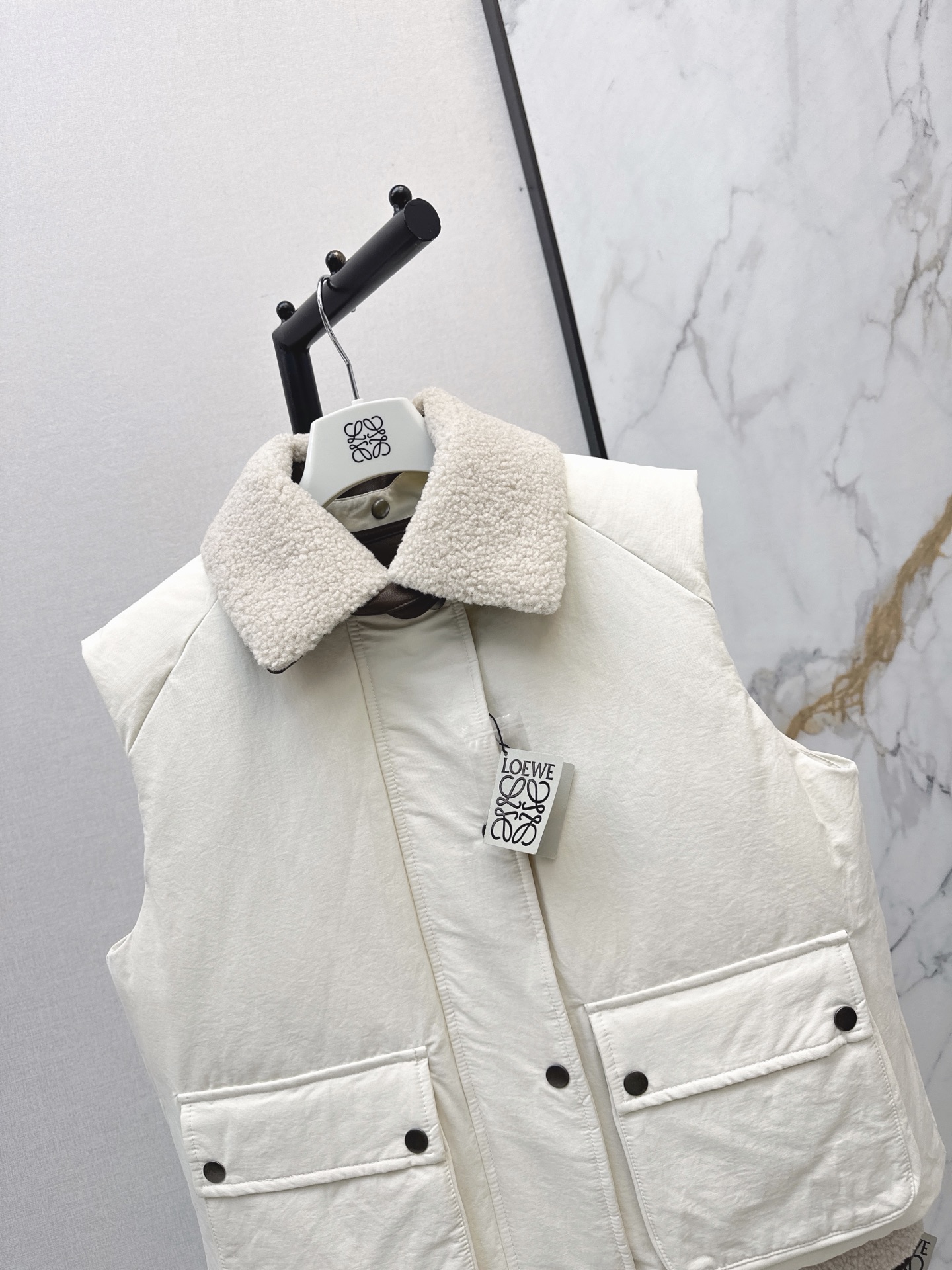 Loe 26fw tweed-fleece down vest