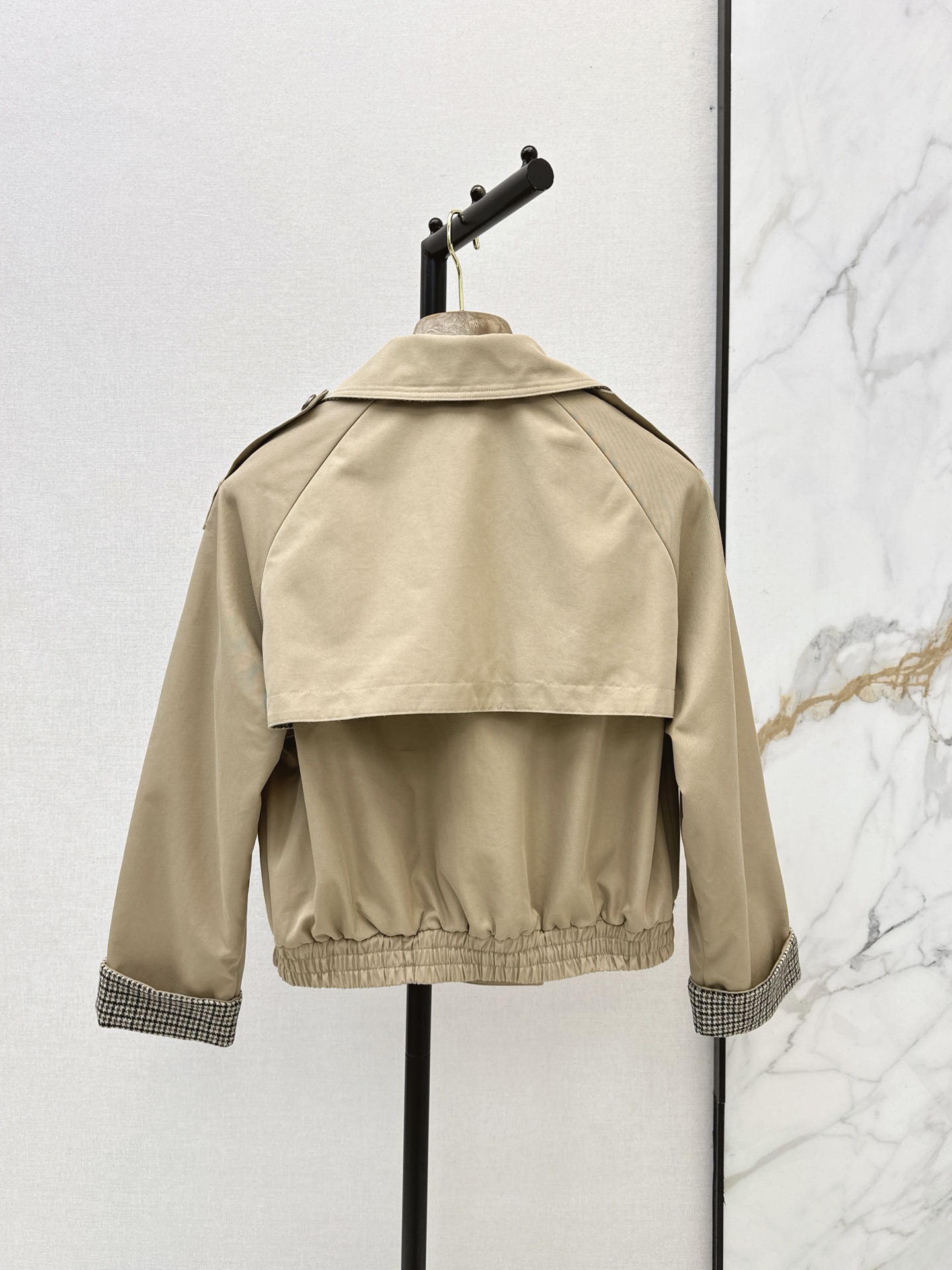 Brun 26fw cropped trench coats