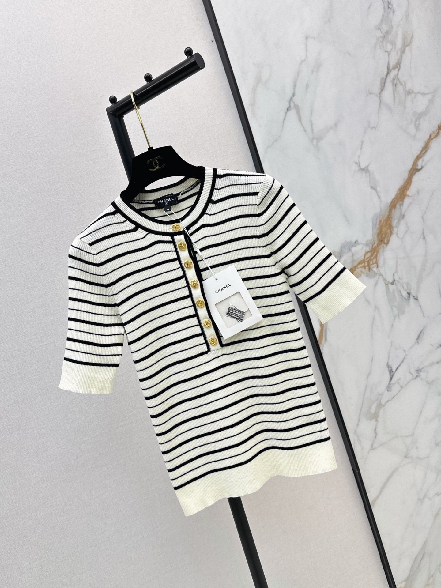 Chan 26fw stripe knit top