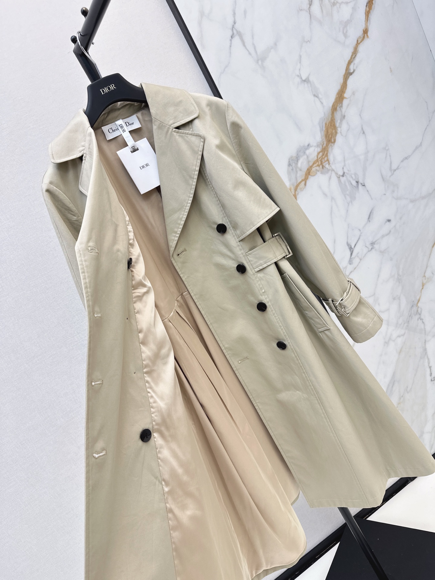 CD 26fw trench coats