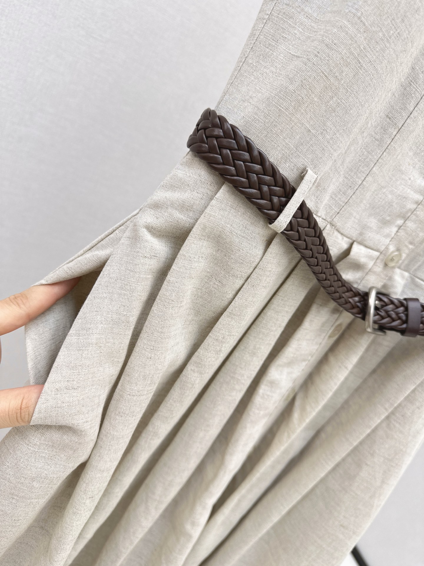 Brun 26ss sleeveless linen dress