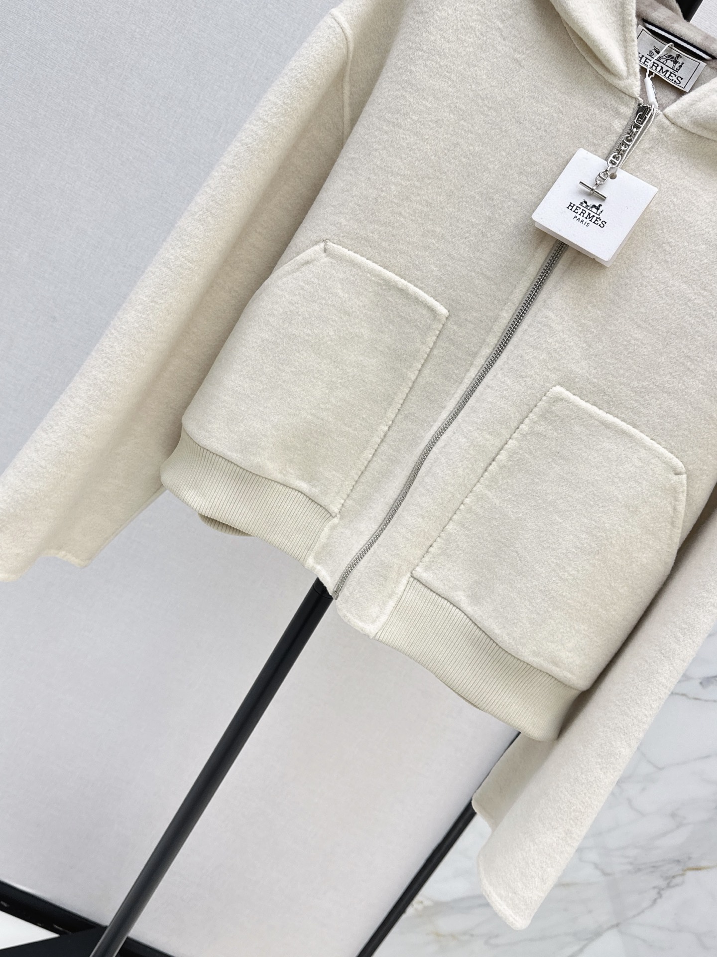 Her 26fw cashmere jacket