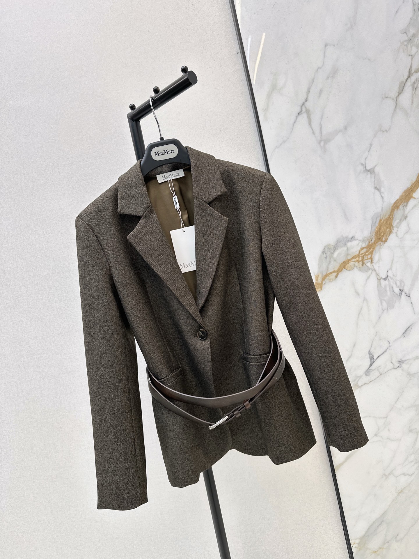 Max 26fw belted blazer