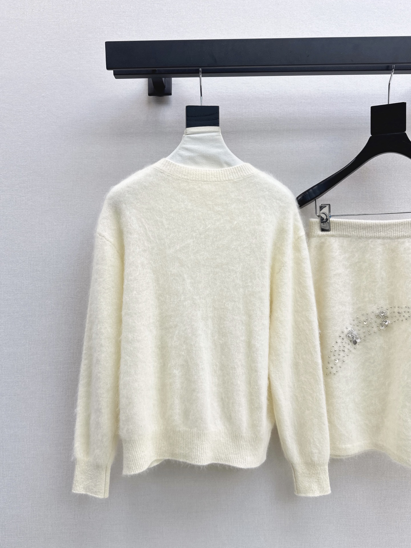 Miu 26fw beading sequin knit sweater skirt sets