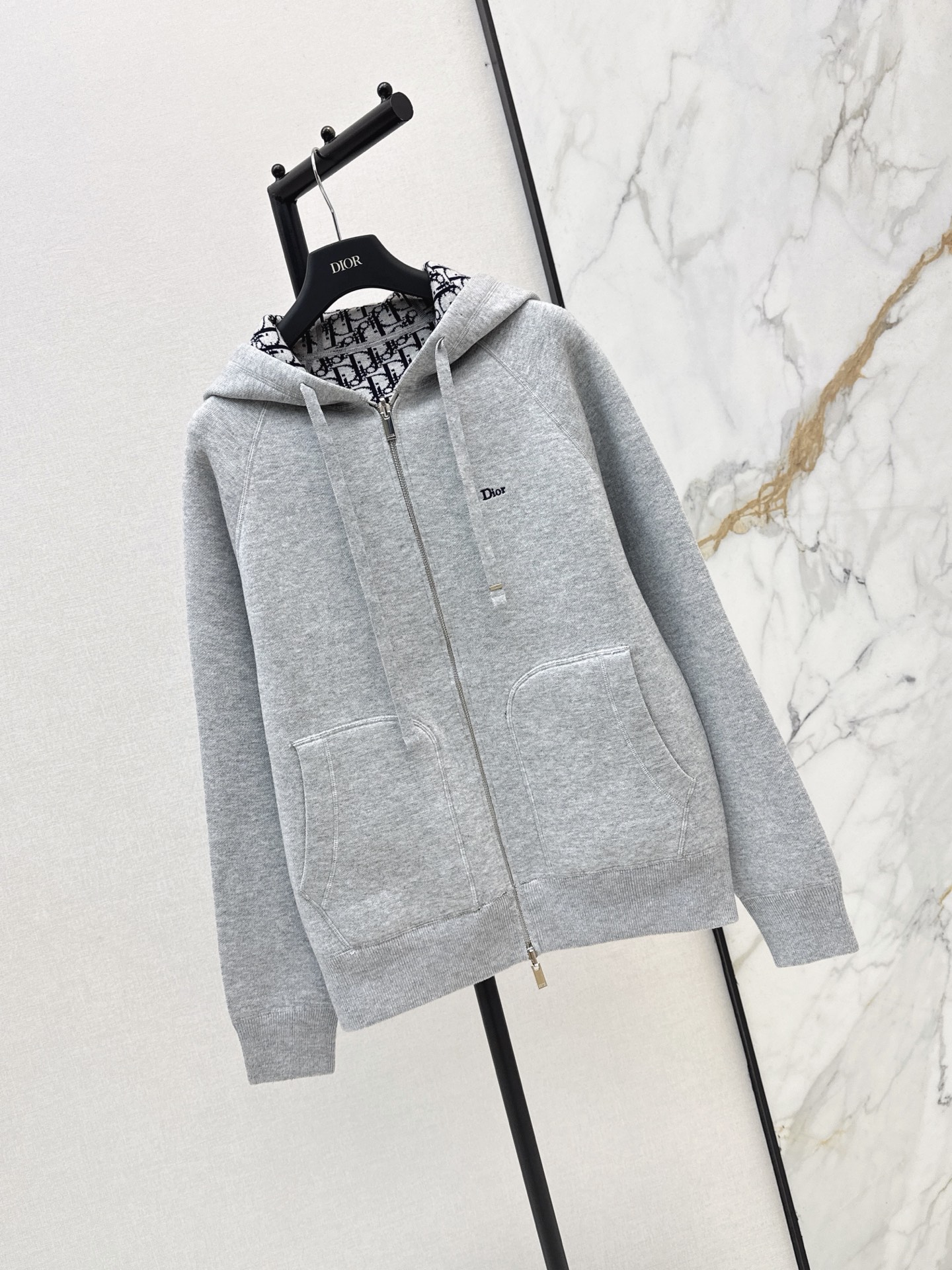 CD 26fw reversible hooded jacket