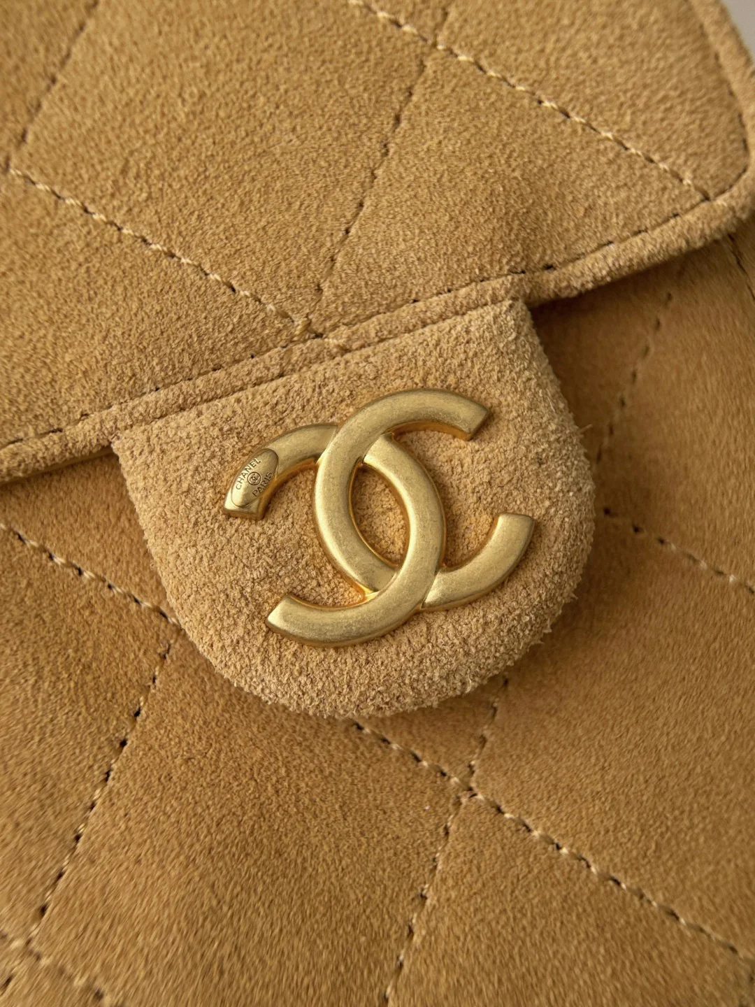 Chan 26c hobo bags