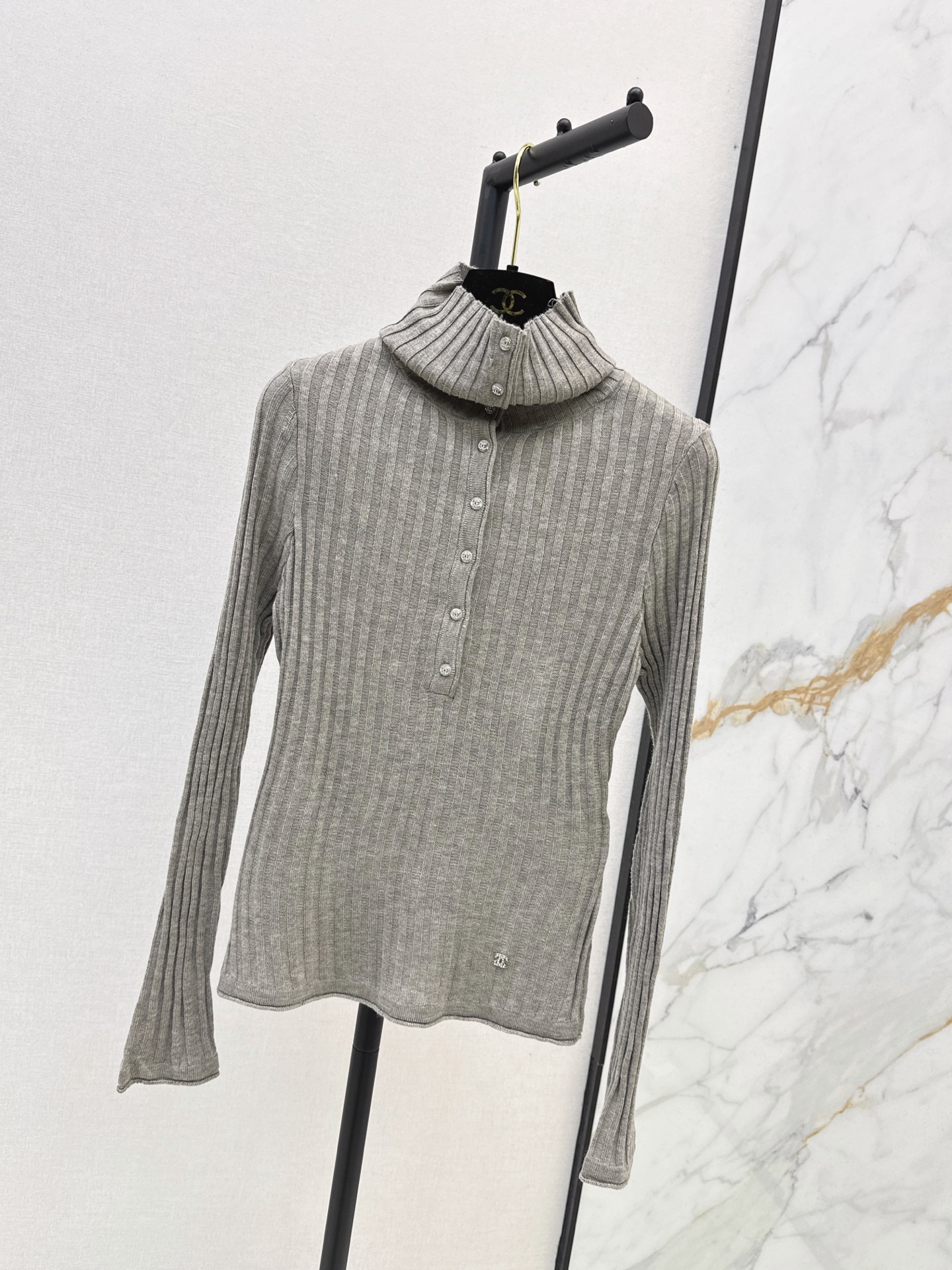 Chan 26fw slim-fit stand collar knitwear