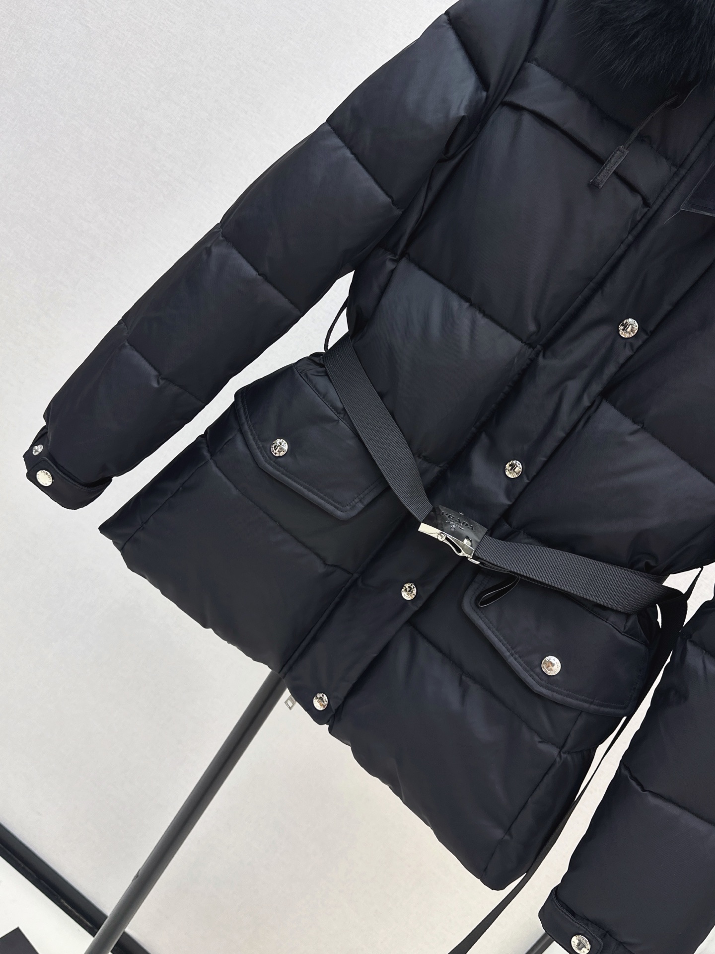 Pra 26fw hooded down jacket