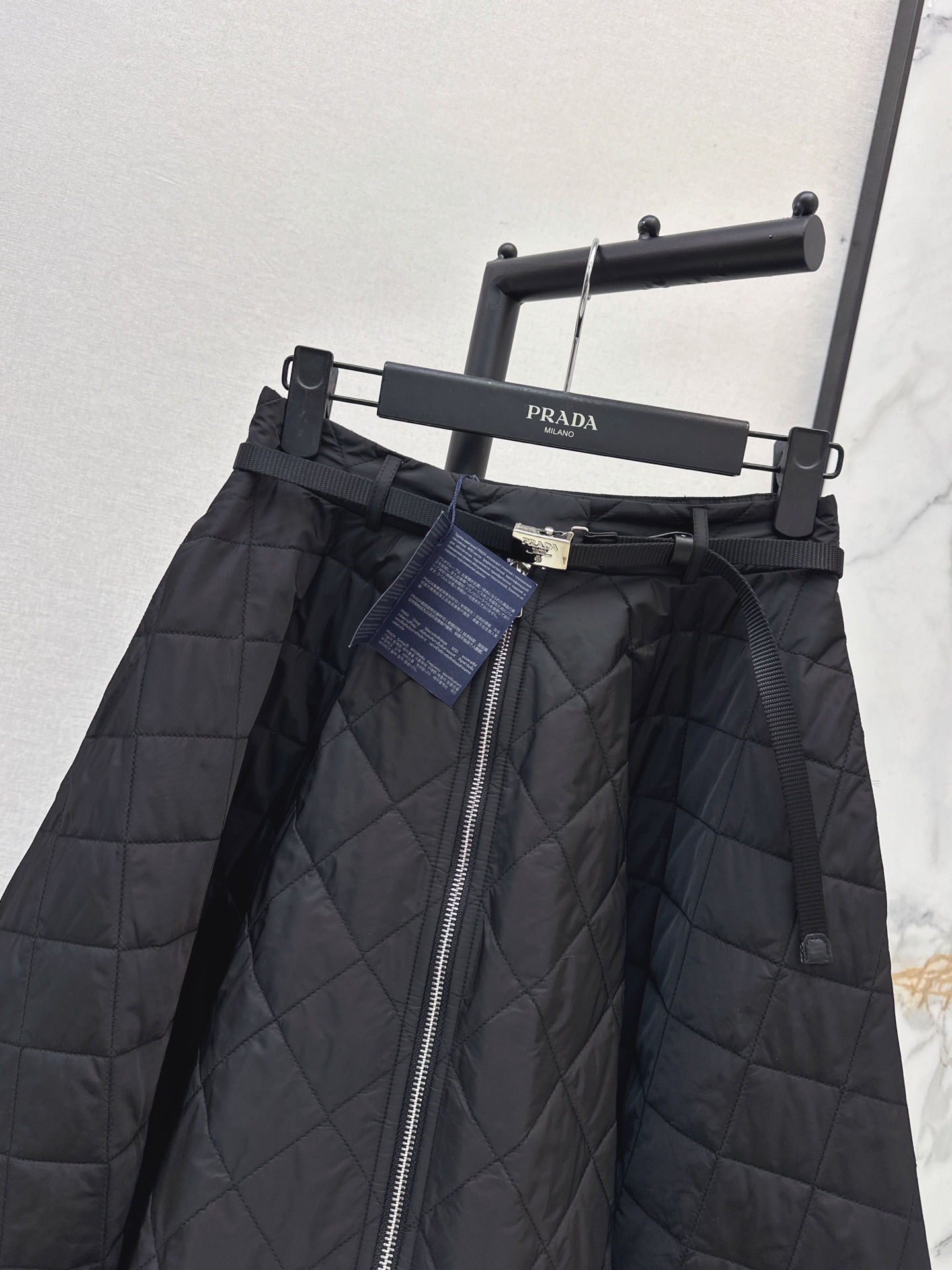 Pra 26fw zipper skirt