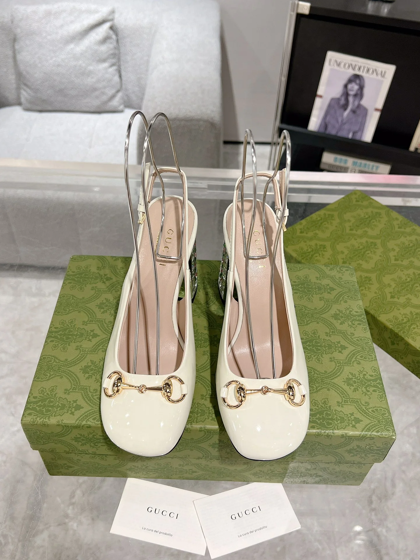 Gucc 26ss rhinestone slingback chunky high heel