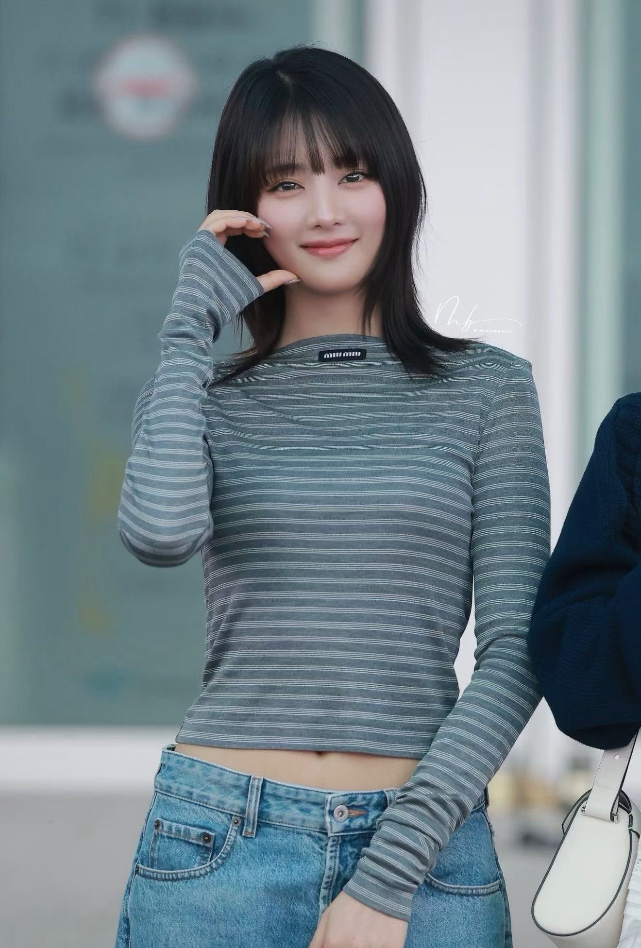 Miu 26fw off shoulder top