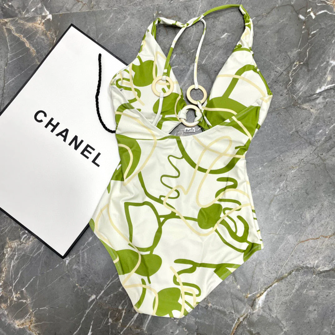 H swimsuit
