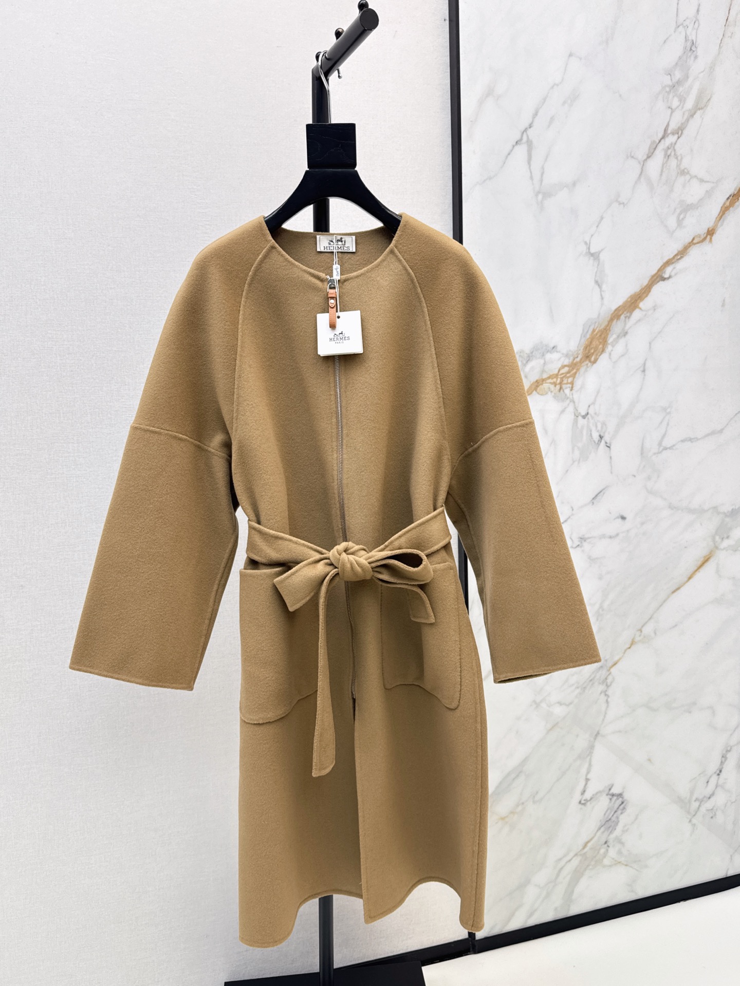 Her 26fw woolen overcoats