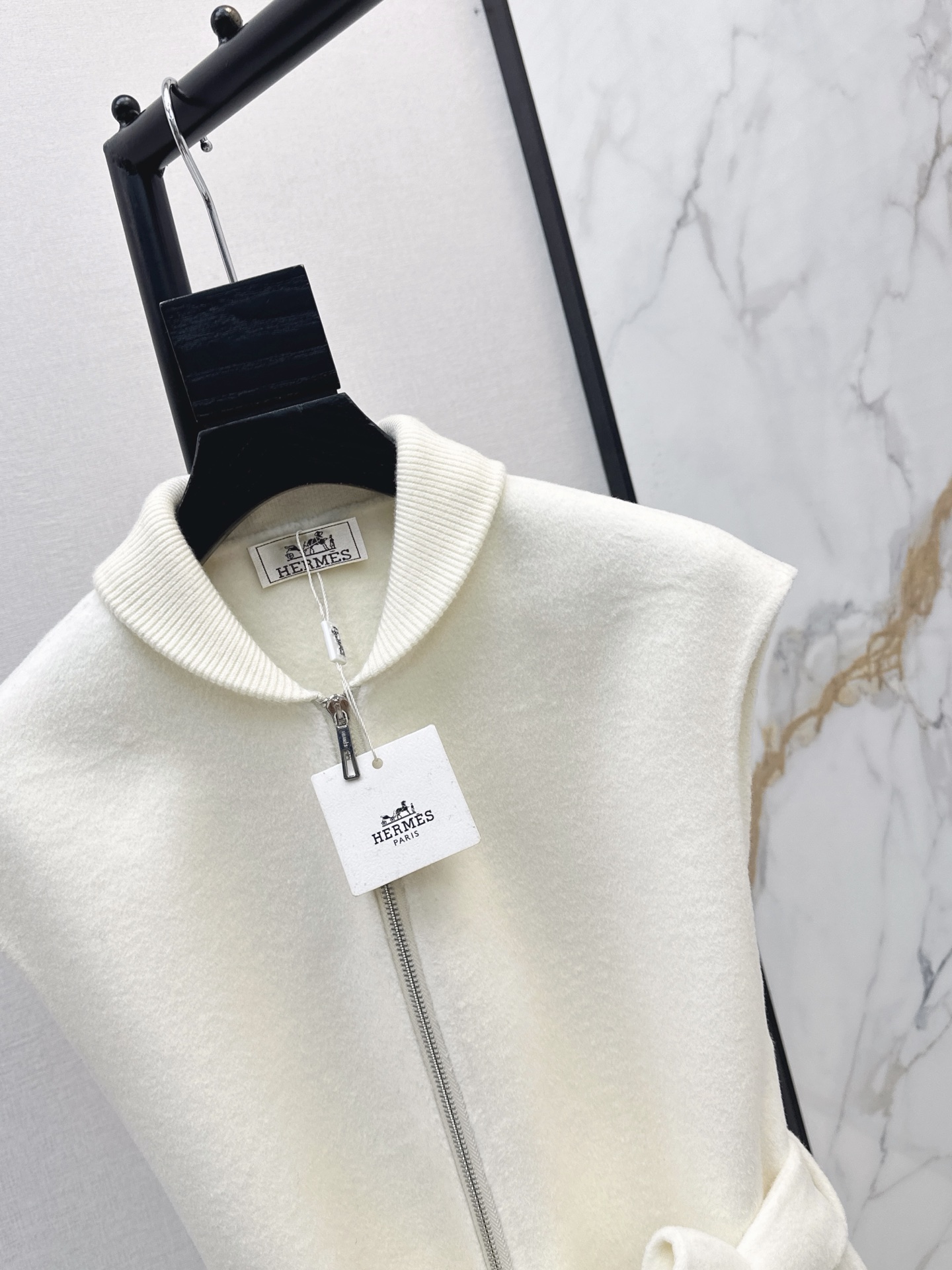 Her 26fw woolen belted vest