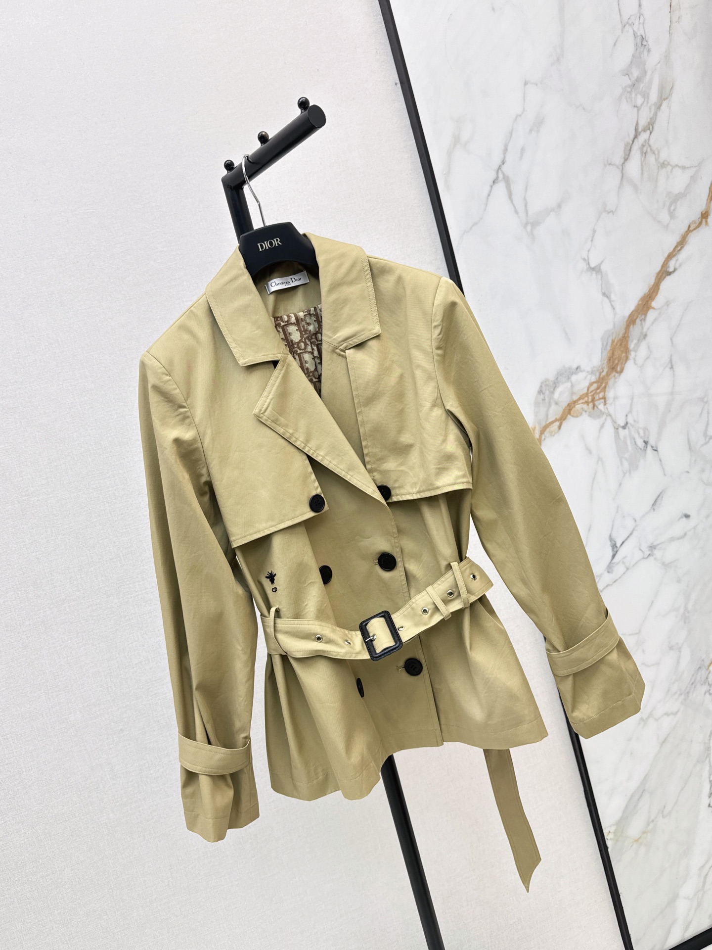 CD 26fw belted trench coats