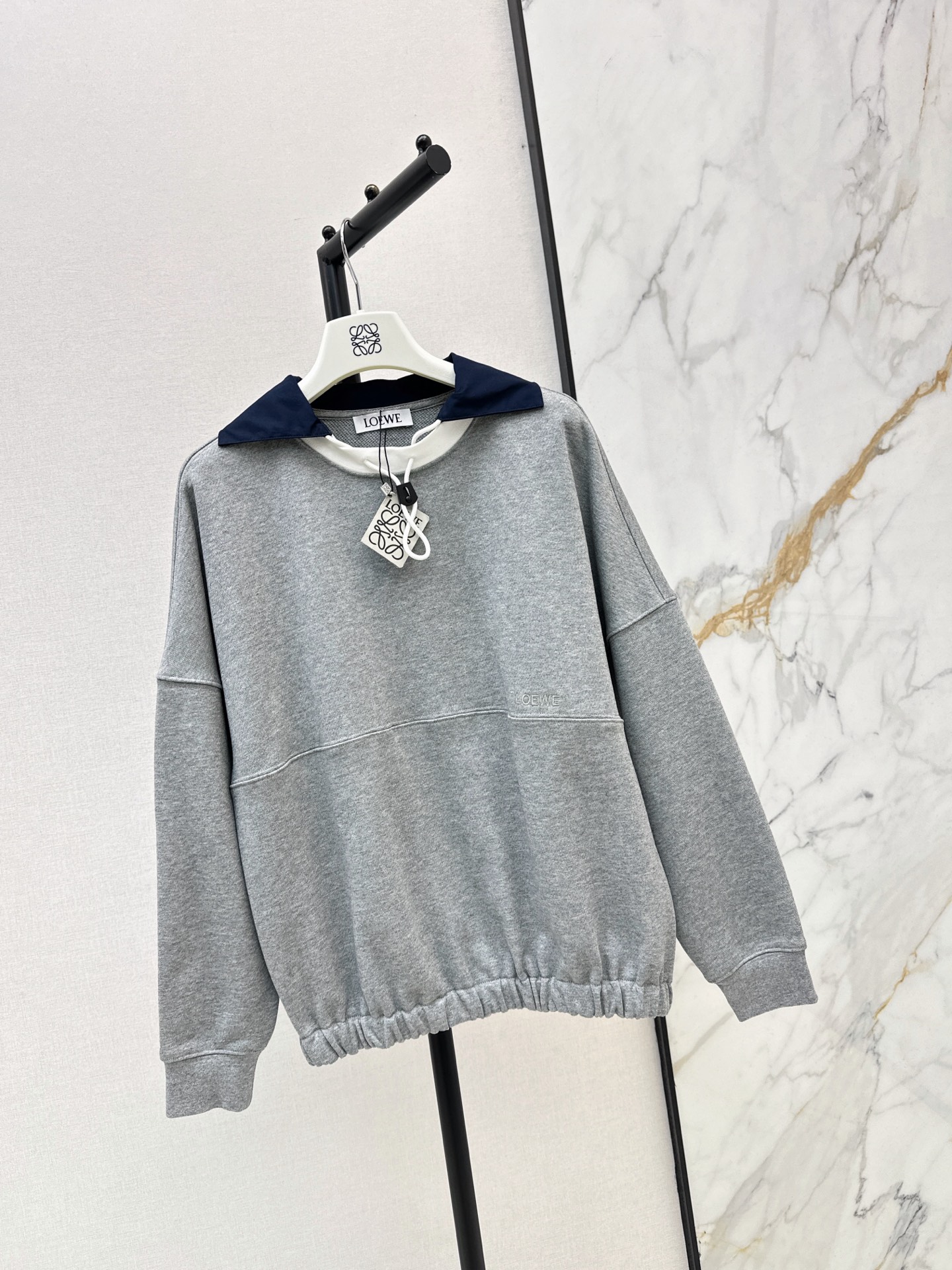 Loe 26fw drawstring sweatshirt